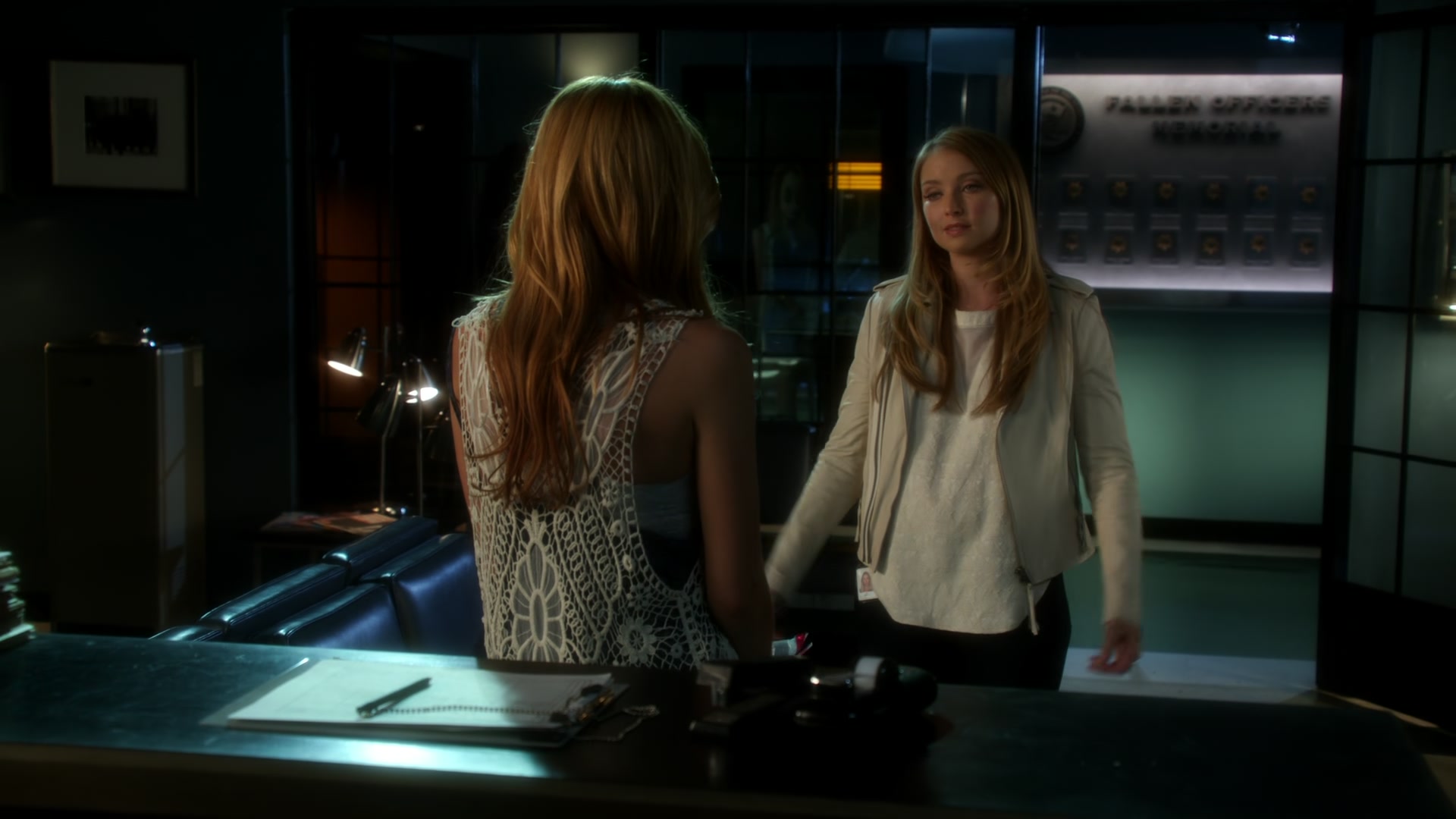 CSI_Crime_Scene_Investigation_S15E04_1080p_BTD_004052.jpg