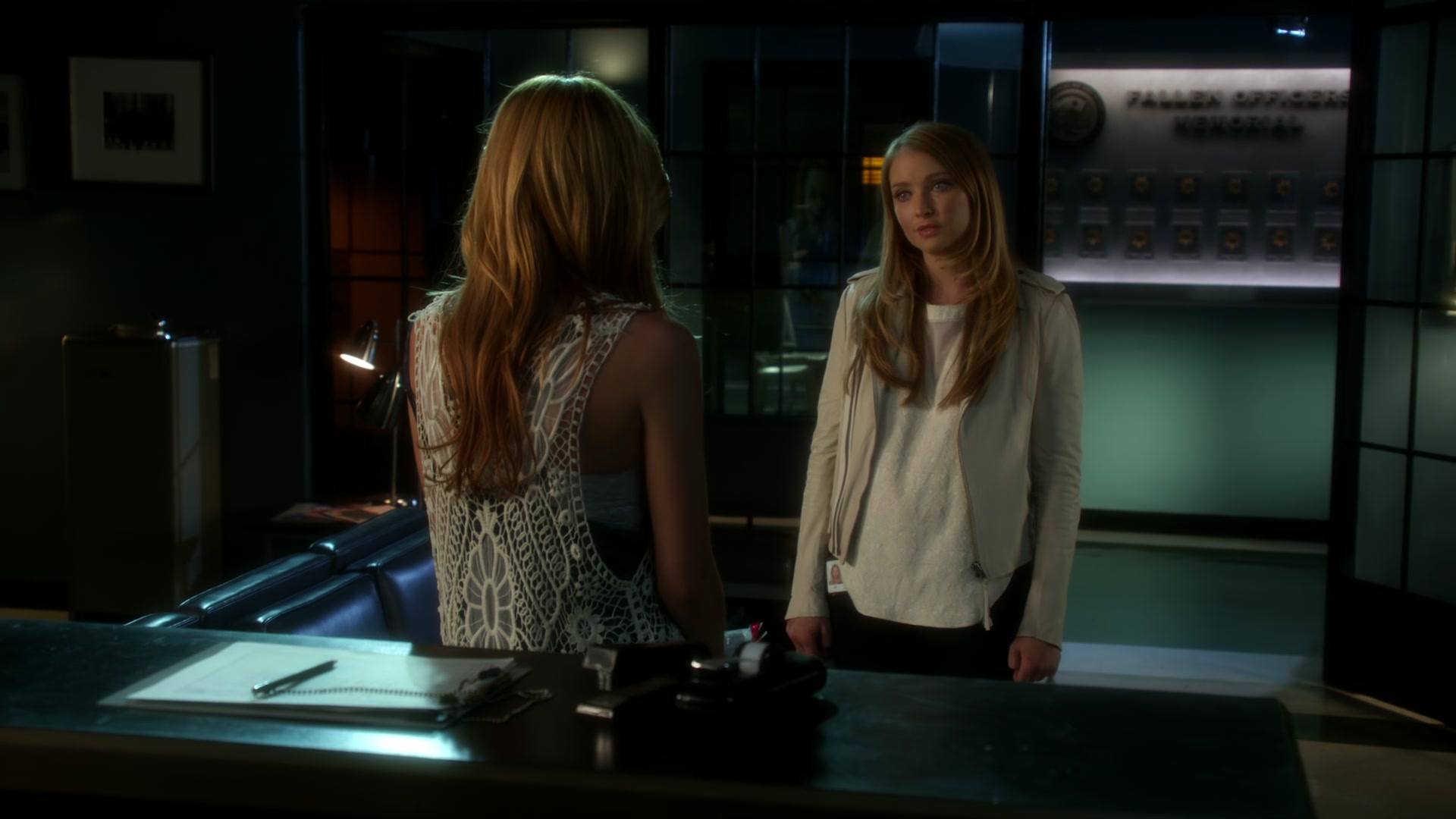 CSI_Crime_Scene_Investigation_S15E04_1080p_BTD_004058.jpg