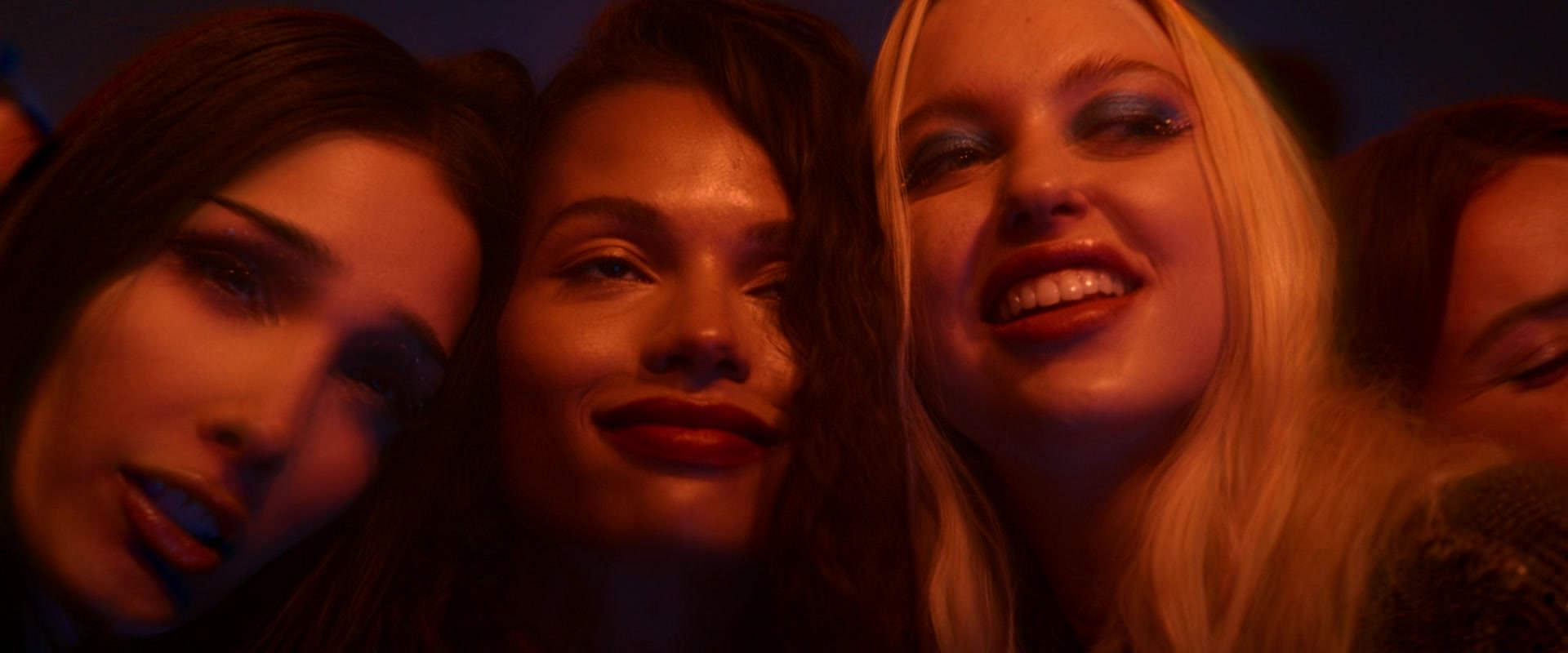 Find_Your_Friends_2025_1080p_BTD_004112.jpg Find_Your_Friends_2025_1080p_BTD_004112.jpg