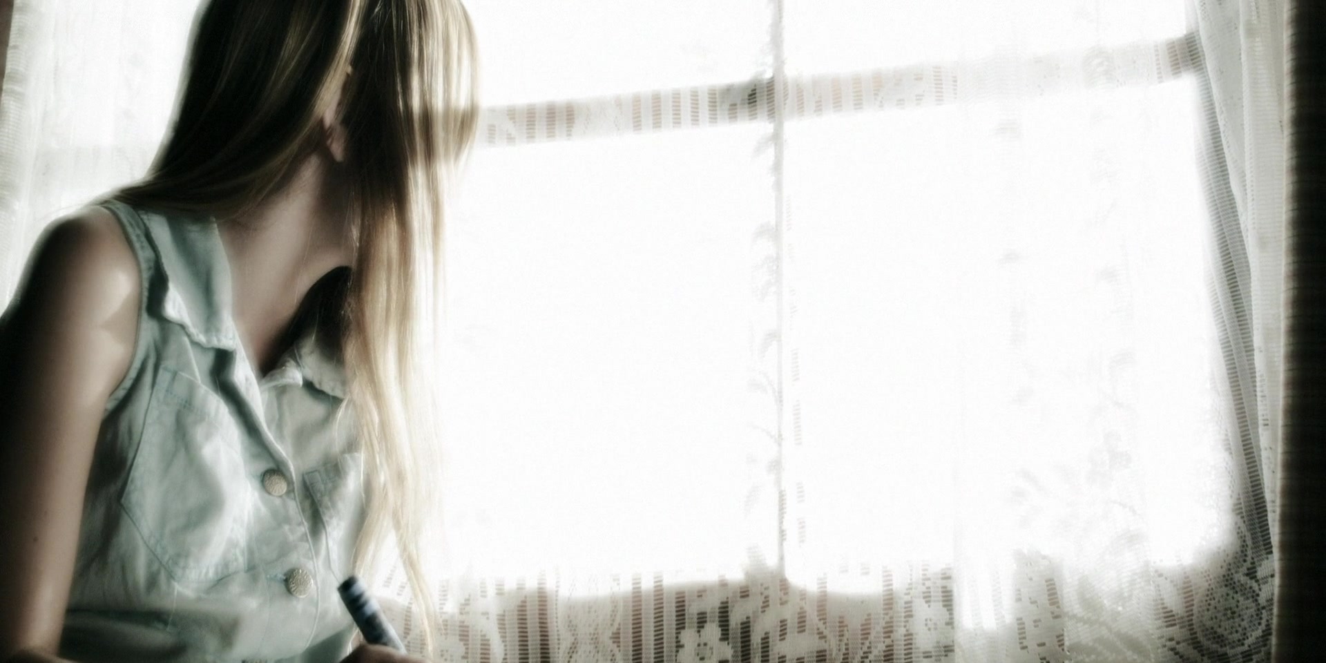 Forget_Me_Not_2009_1080p_BTD_005184.jpg Forget_Me_Not_2009_1080p_BTD_005184.jpg