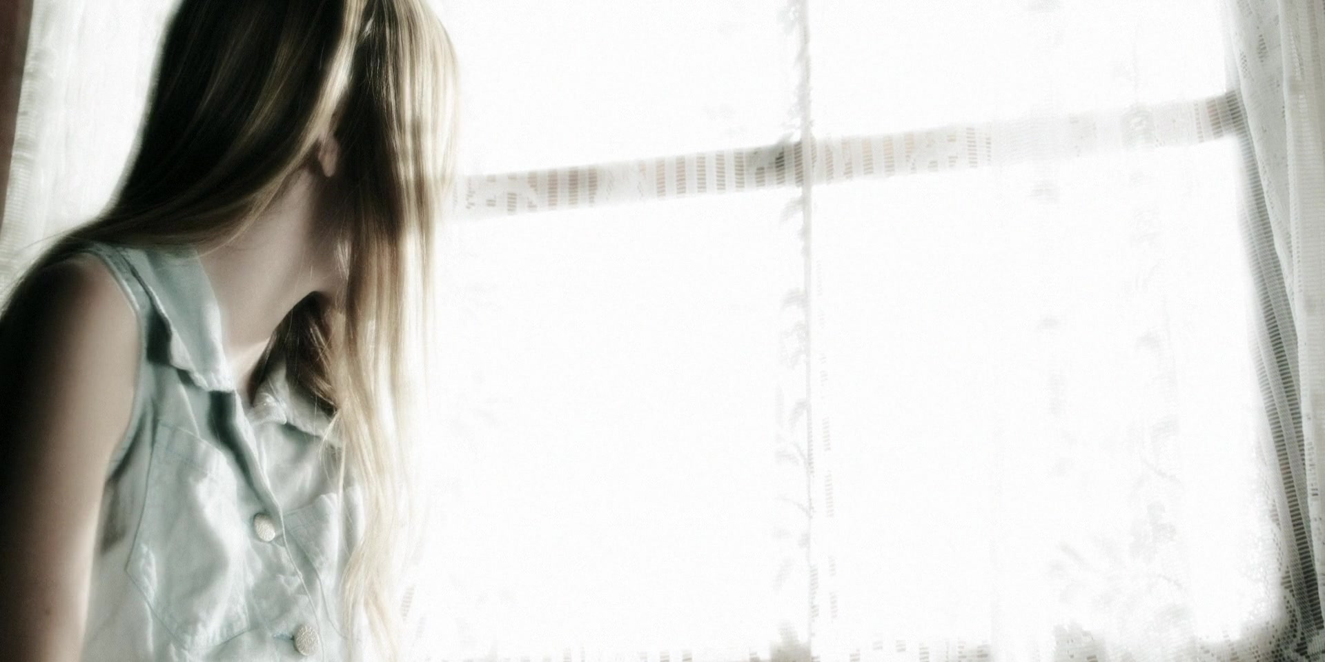 Forget_Me_Not_2009_1080p_BTD_005186.jpg