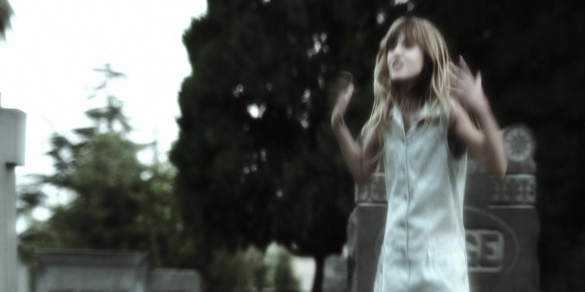 Forget_Me_Not_2009_1080p_BTD_005315.jpg Forget_Me_Not_2009_1080p_BTD_005315.jpg