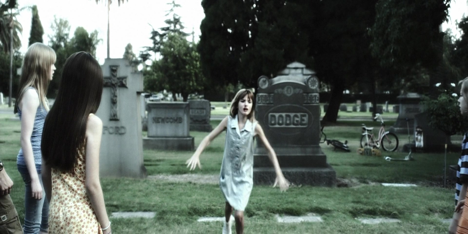 Forget_Me_Not_2009_1080p_BTD_005371.jpg Forget_Me_Not_2009_1080p_BTD_005371.jpg