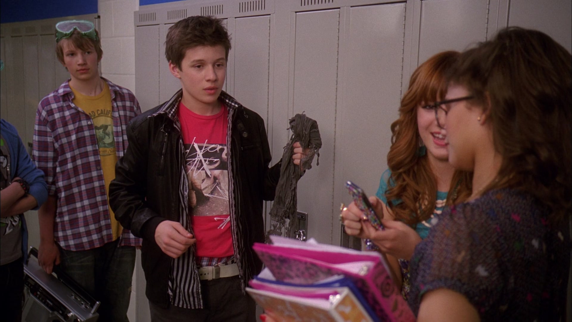 Frenemies_2012_1080p_BTD_001977.jpg