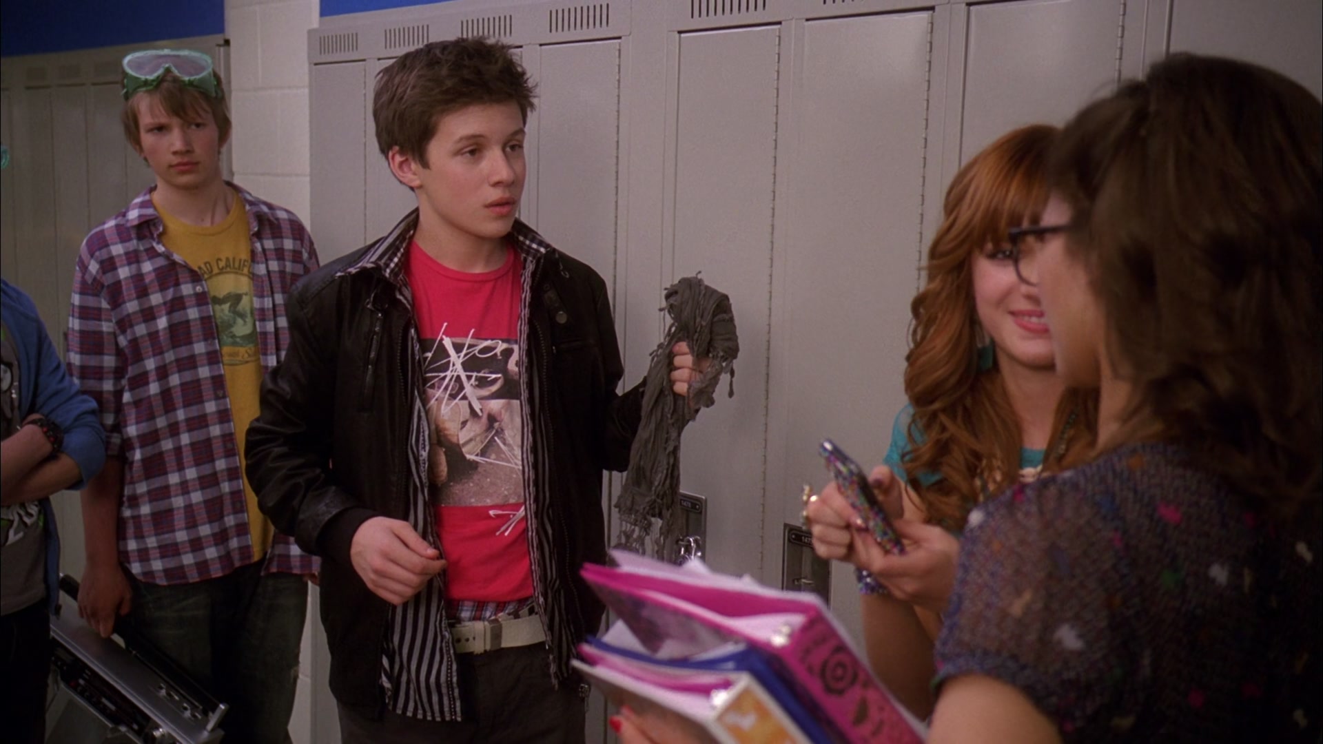 Frenemies_2012_1080p_BTD_001979.jpg Frenemies_2012_1080p_BTD_001979.jpg