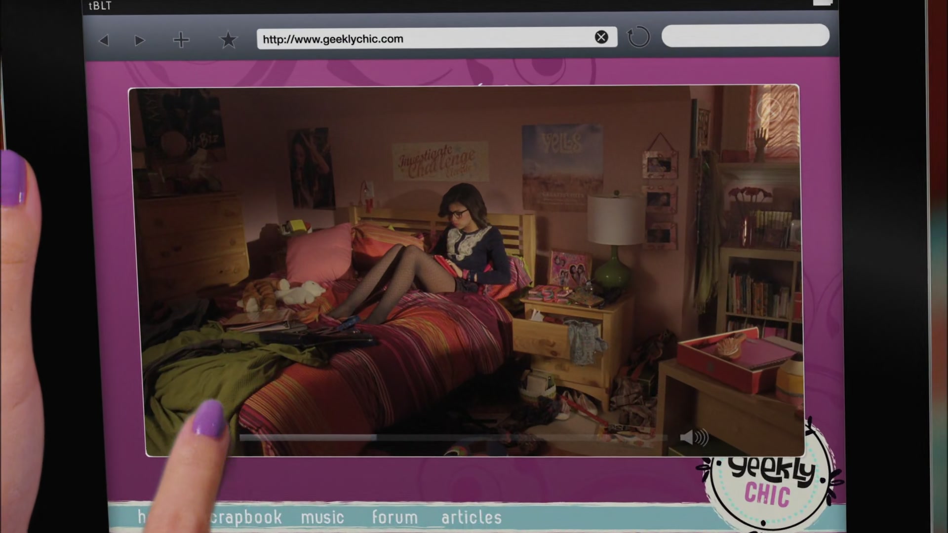 Frenemies_2012_1080p_BTD_003705.jpg Frenemies_2012_1080p_BTD_003705.jpg