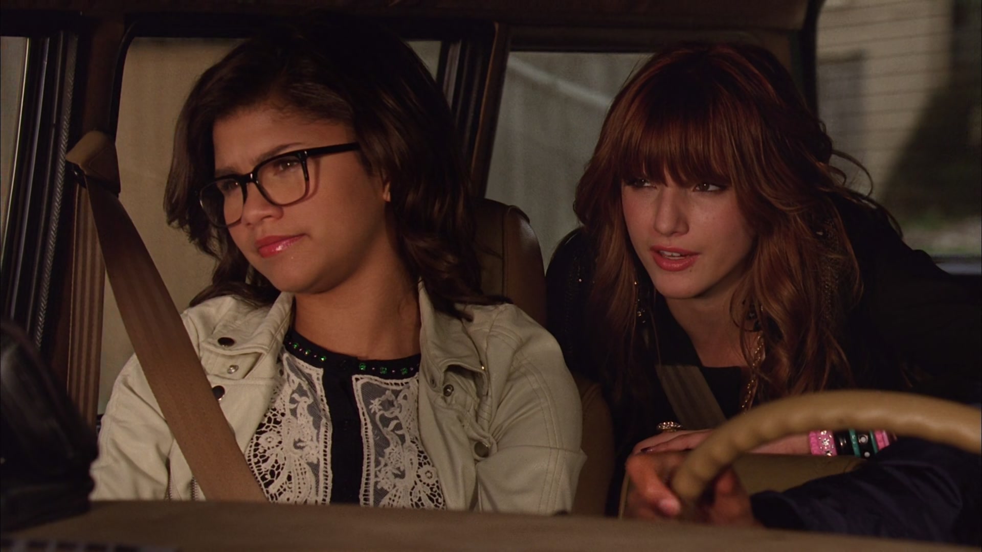 Frenemies_2012_1080p_BTD_004017.jpg Frenemies_2012_1080p_BTD_004017.jpg