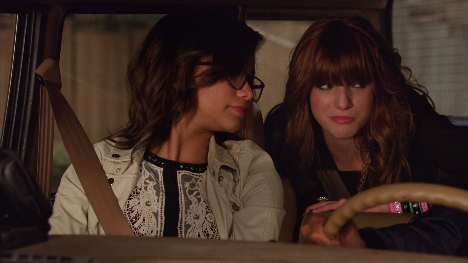 Frenemies_2012_1080p_BTD_004021.jpg Frenemies_2012_1080p_BTD_004021.jpg