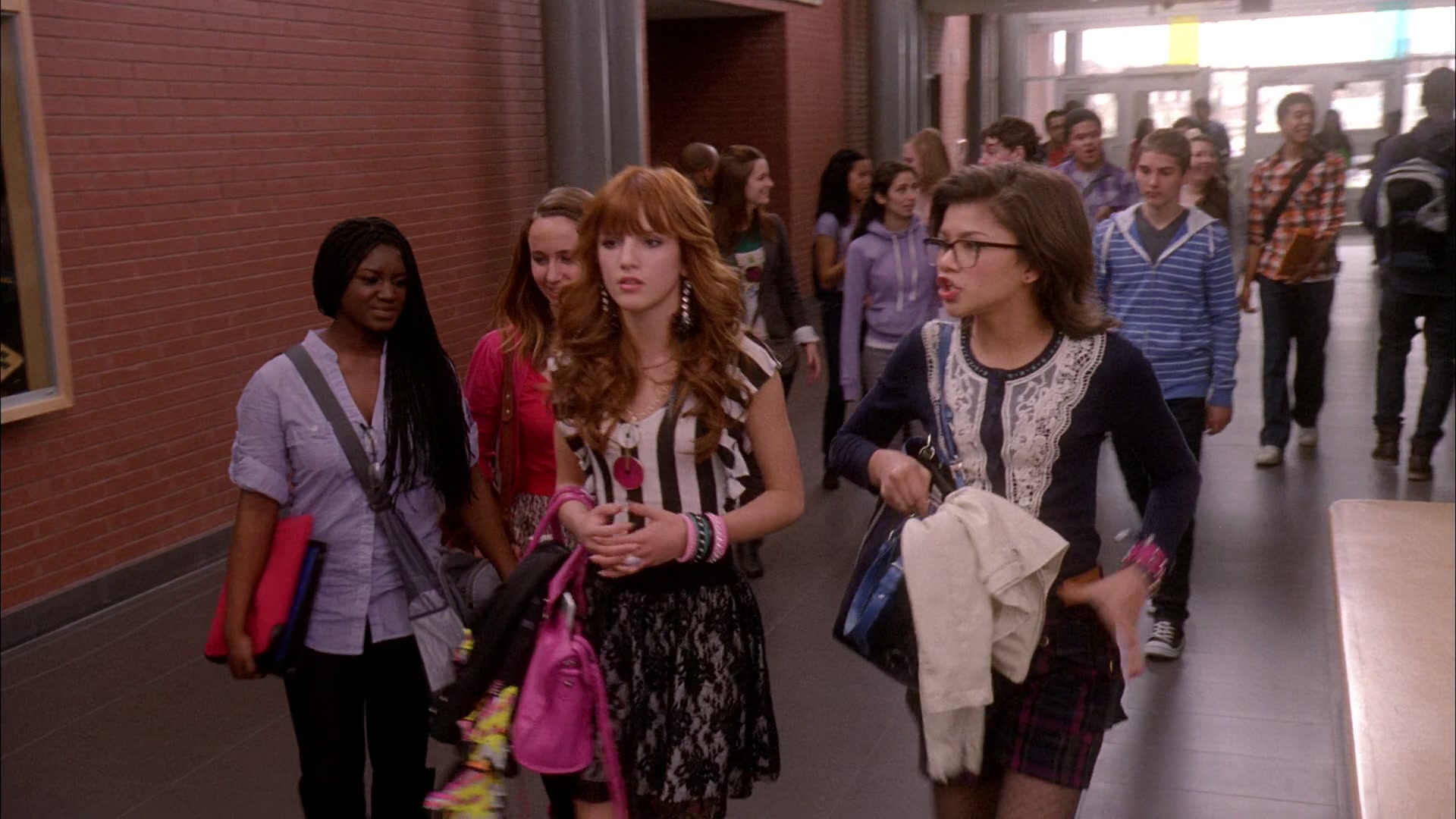 Frenemies_2012_1080p_BTD_004099.jpg Frenemies_2012_1080p_BTD_004099.jpg