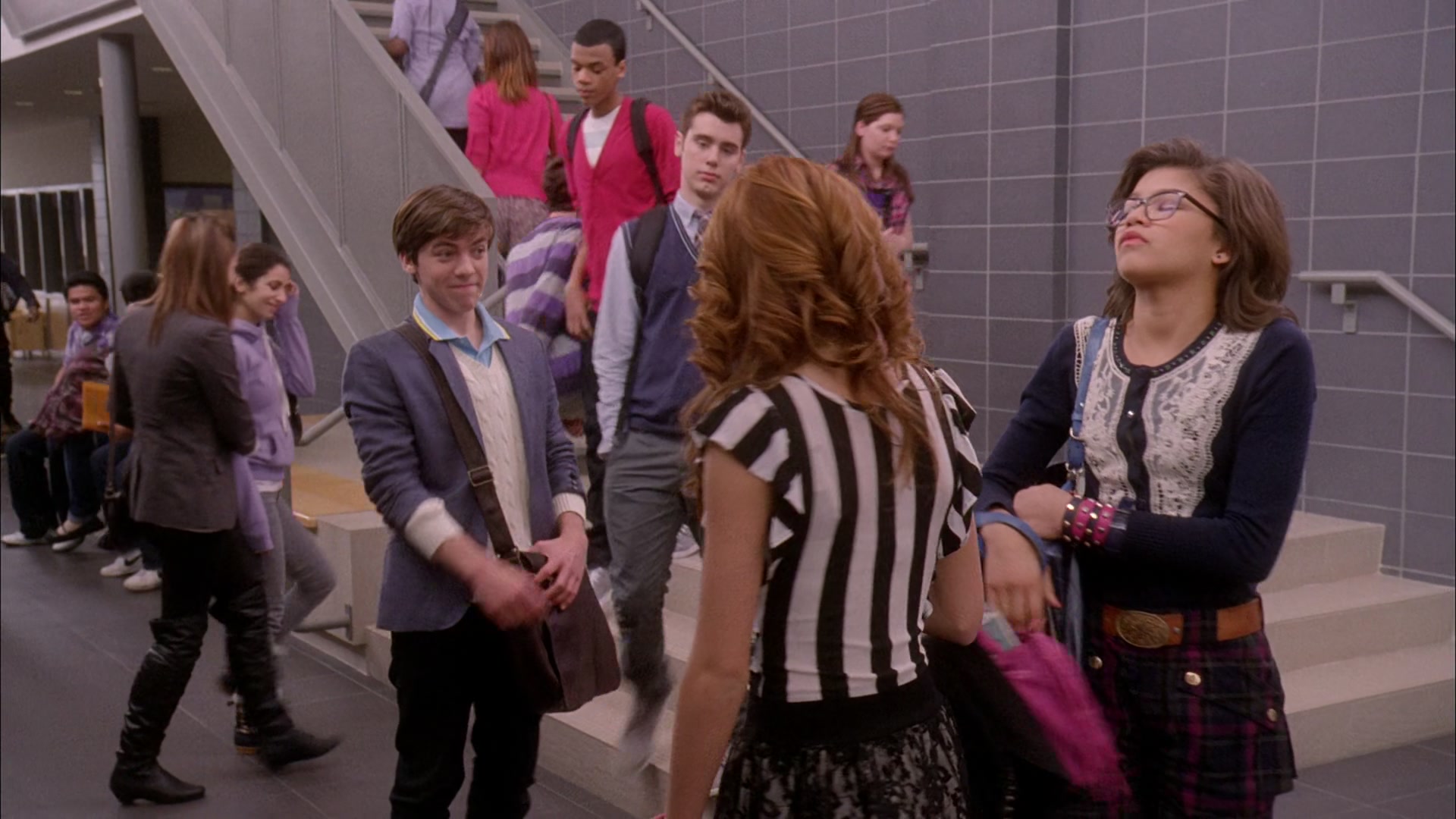 Frenemies_2012_1080p_BTD_004118.jpg Frenemies_2012_1080p_BTD_004118.jpg