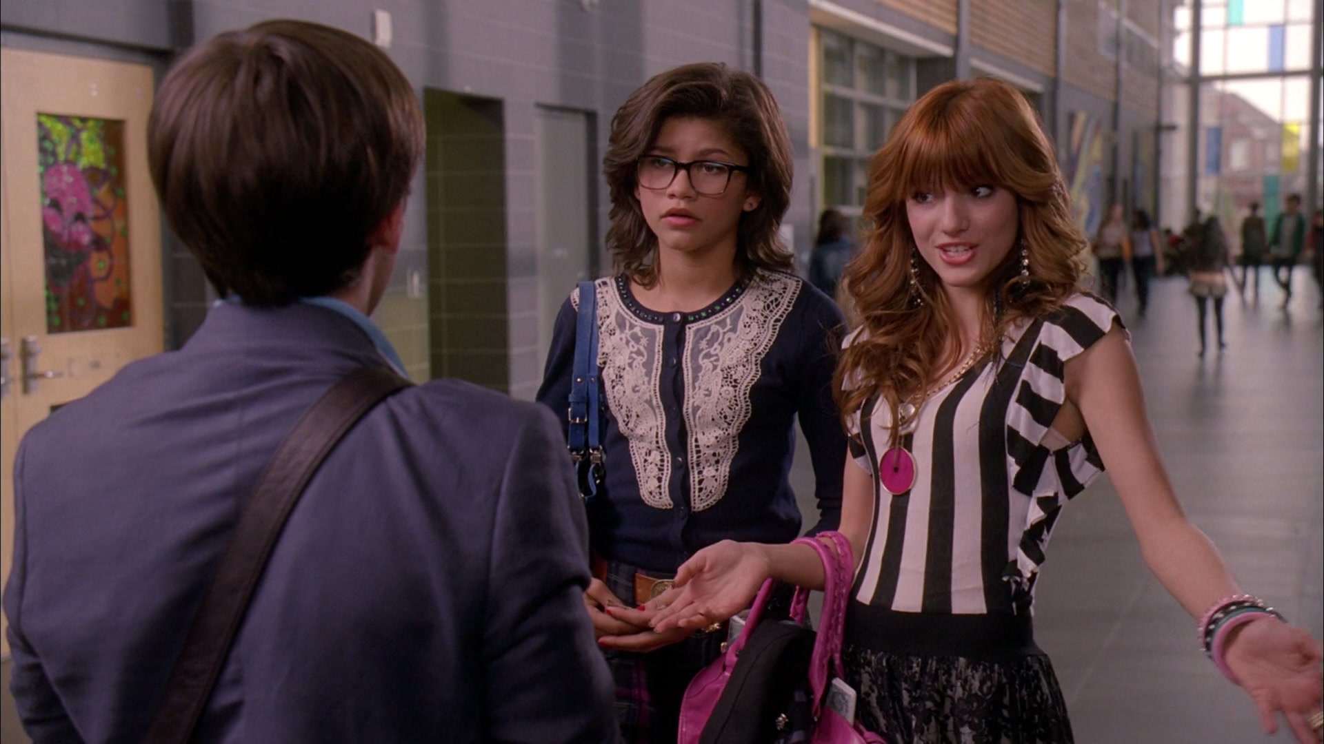 Frenemies_2012_1080p_BTD_004184.jpg Frenemies_2012_1080p_BTD_004184.jpg