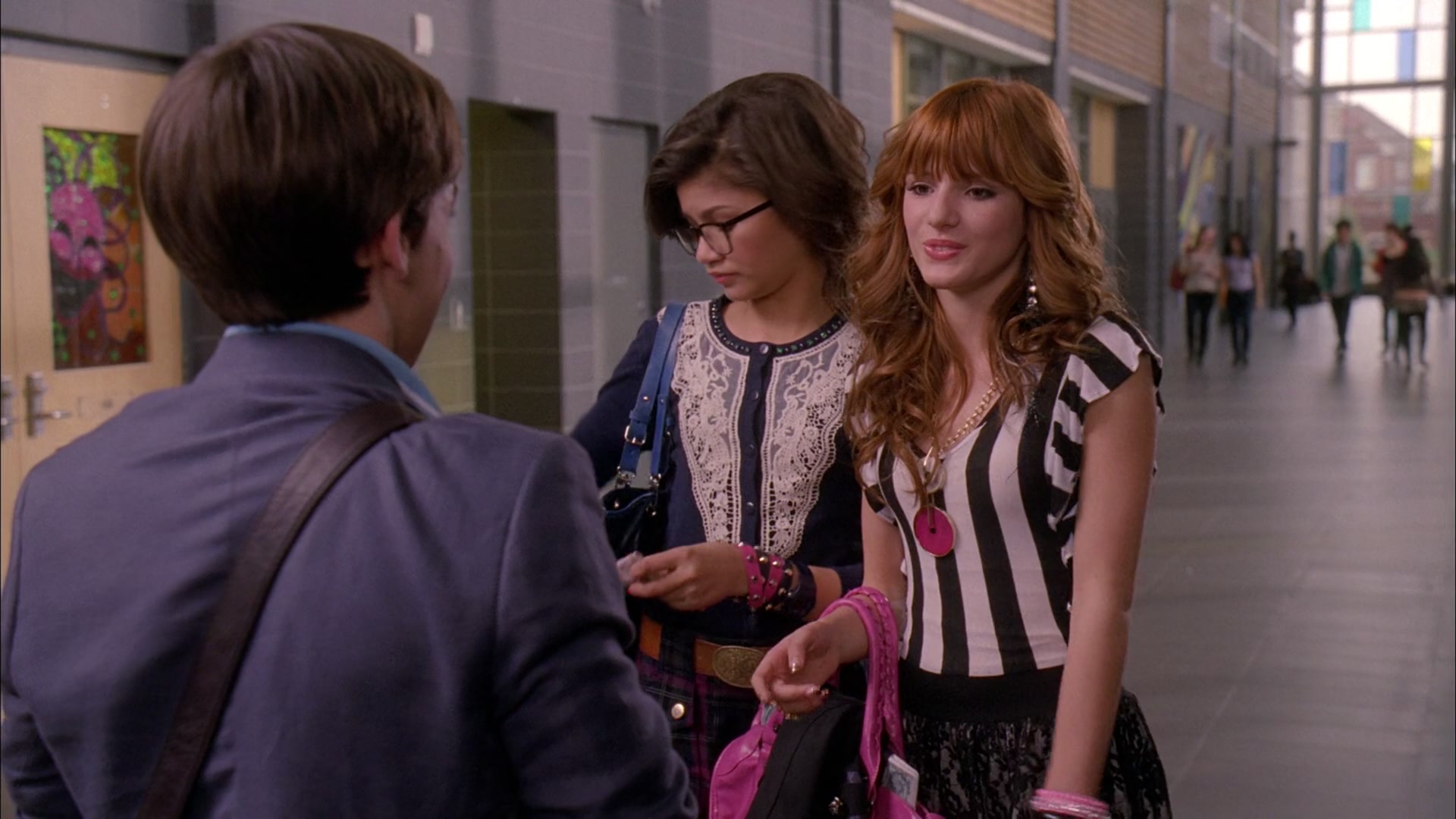 Frenemies_2012_1080p_BTD_004191.jpg Frenemies_2012_1080p_BTD_004191.jpg