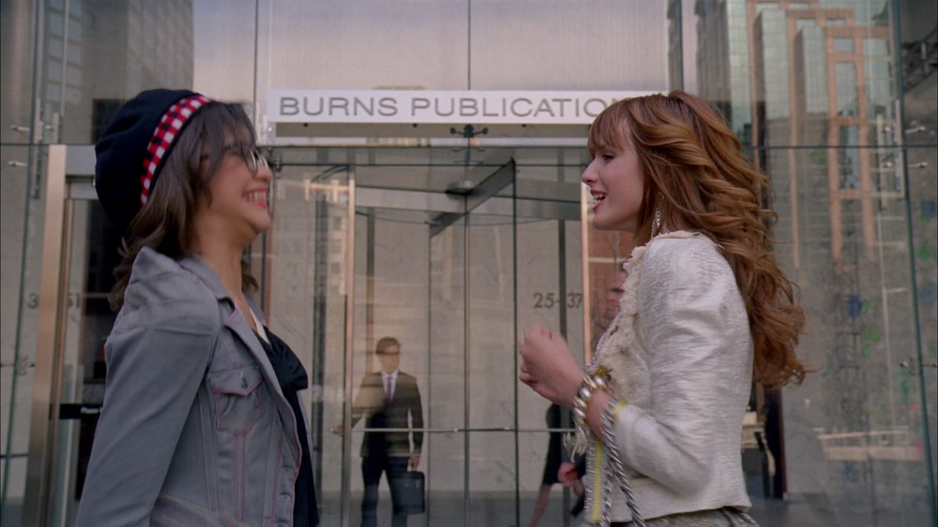 Frenemies_2012_1080p_BTD_004833.jpg Frenemies_2012_1080p_BTD_004833.jpg
