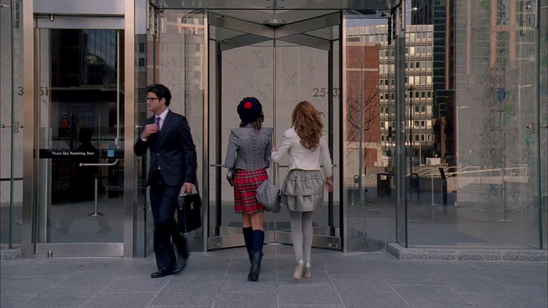 Frenemies_2012_1080p_BTD_004839.jpg Frenemies_2012_1080p_BTD_004839.jpg