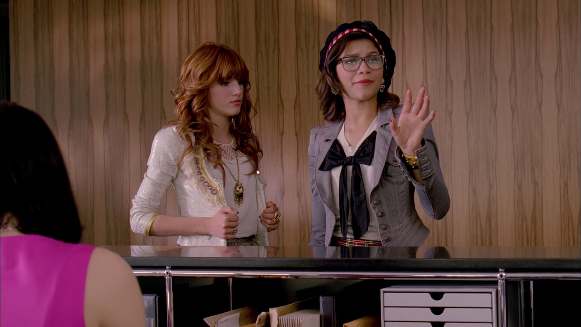 Frenemies_2012_1080p_BTD_004857.jpg Frenemies_2012_1080p_BTD_004857.jpg