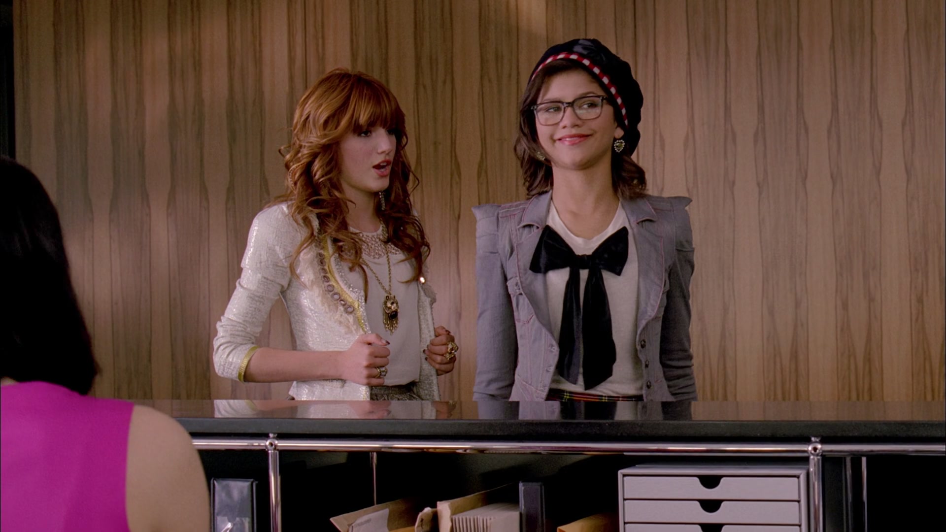 Frenemies_2012_1080p_BTD_004859.jpg Frenemies_2012_1080p_BTD_004859.jpg