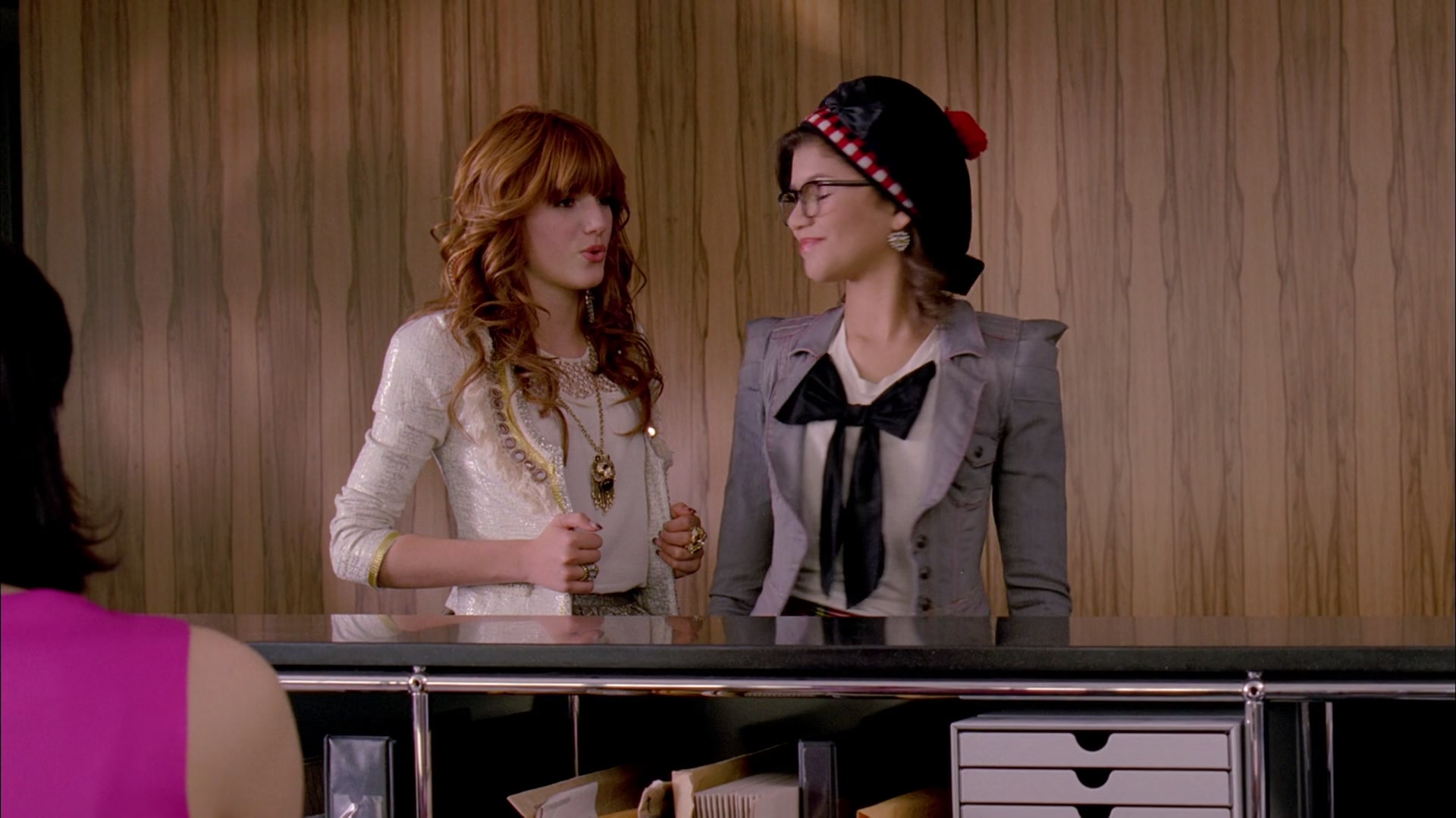 Frenemies_2012_1080p_BTD_004860.jpg Frenemies_2012_1080p_BTD_004860.jpg