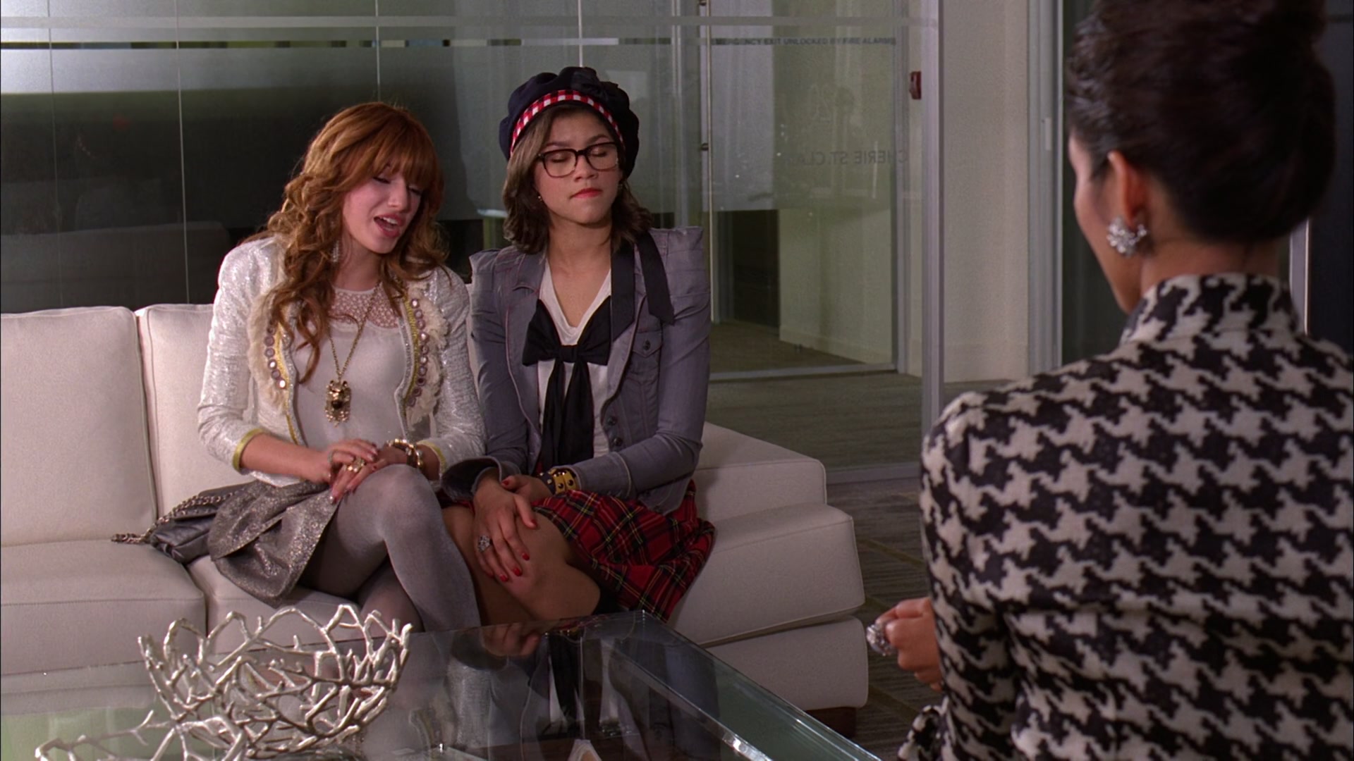 Frenemies_2012_1080p_BTD_005149.jpg Frenemies_2012_1080p_BTD_005149.jpg