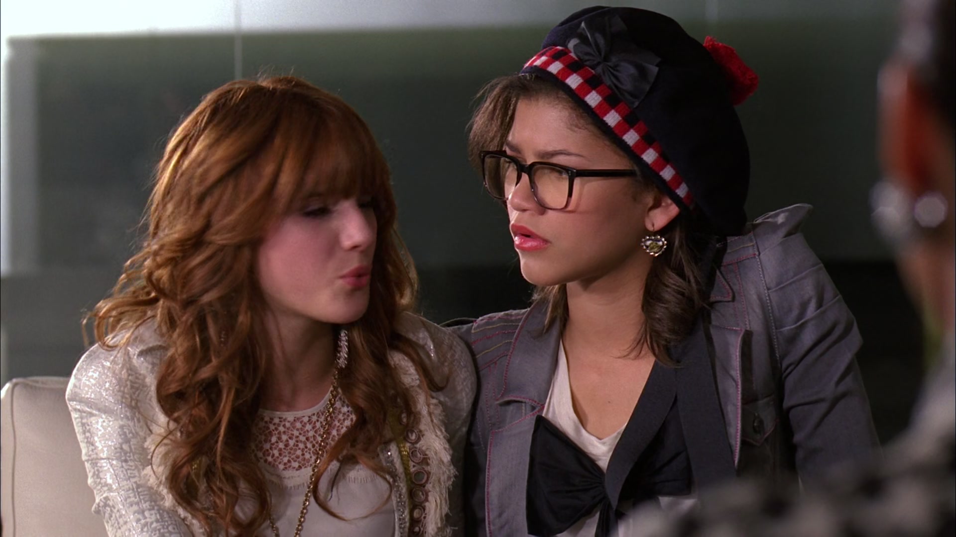 Frenemies_2012_1080p_BTD_005336.jpg Frenemies_2012_1080p_BTD_005336.jpg