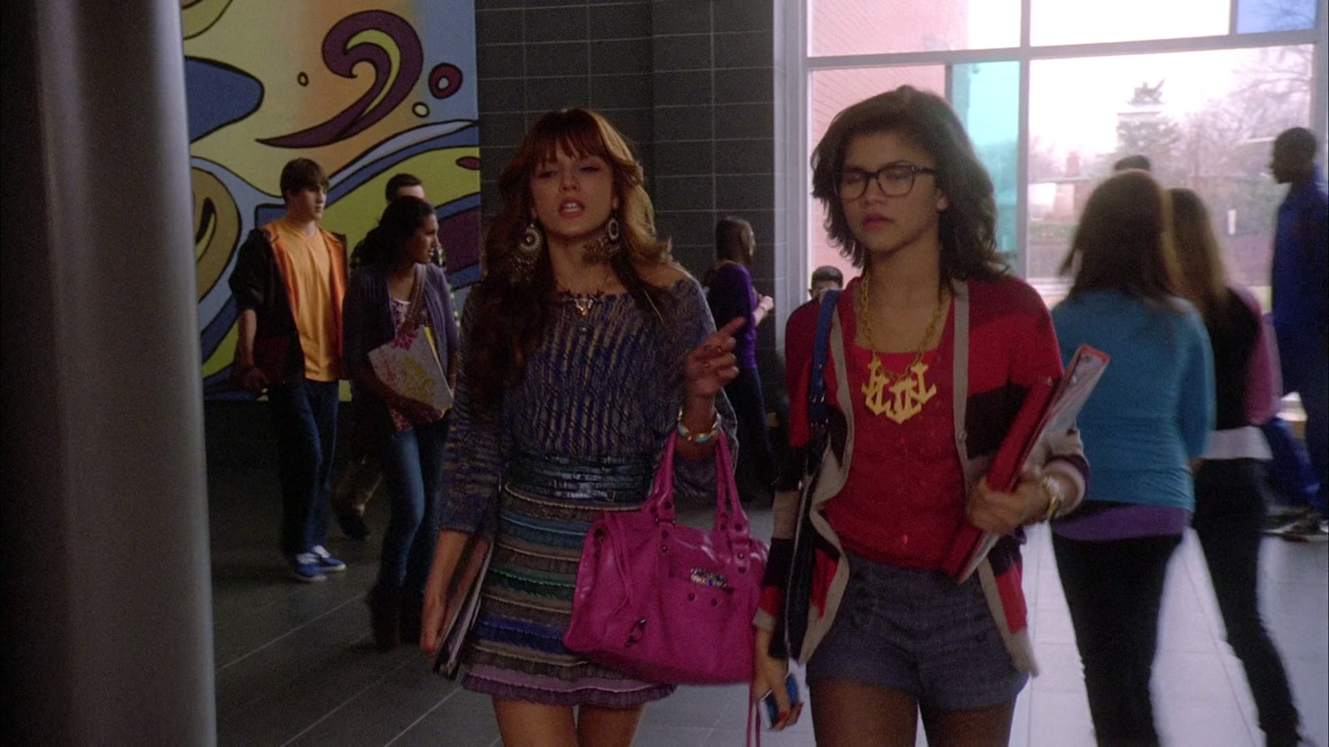 Frenemies_2012_1080p_BTD_006151.jpg Frenemies_2012_1080p_BTD_006151.jpg