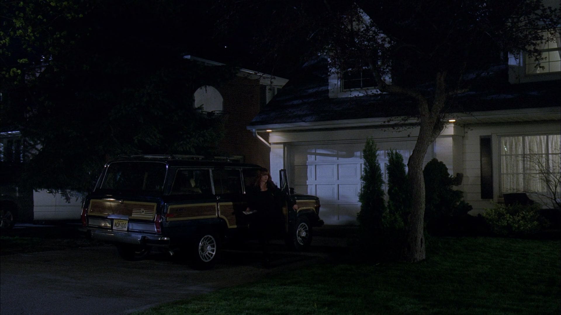 Frenemies_2012_1080p_BTD_006643.jpg Frenemies_2012_1080p_BTD_006643.jpg