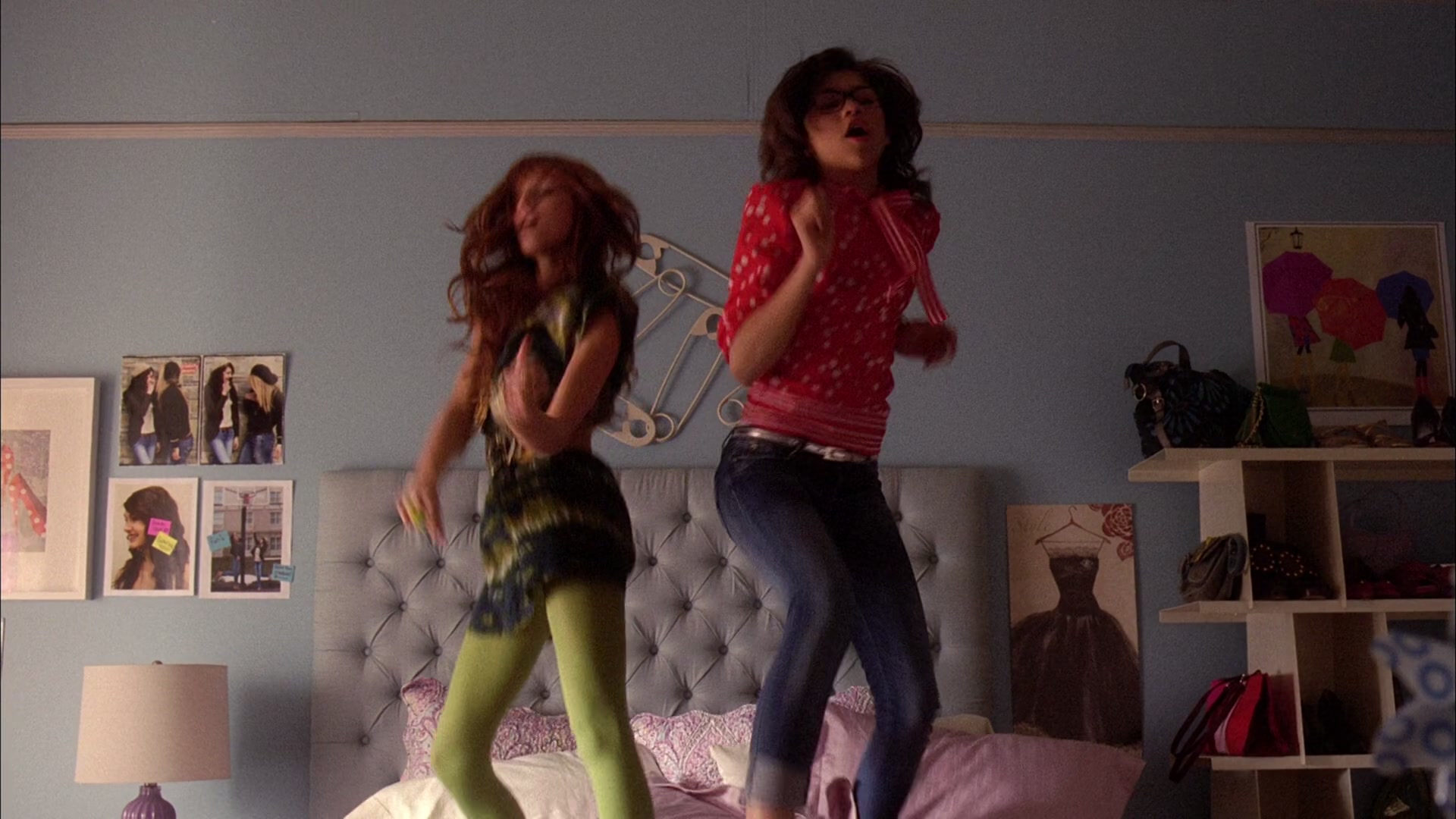 Frenemies_2012_1080p_BTD_008005.jpg Frenemies_2012_1080p_BTD_008005.jpg