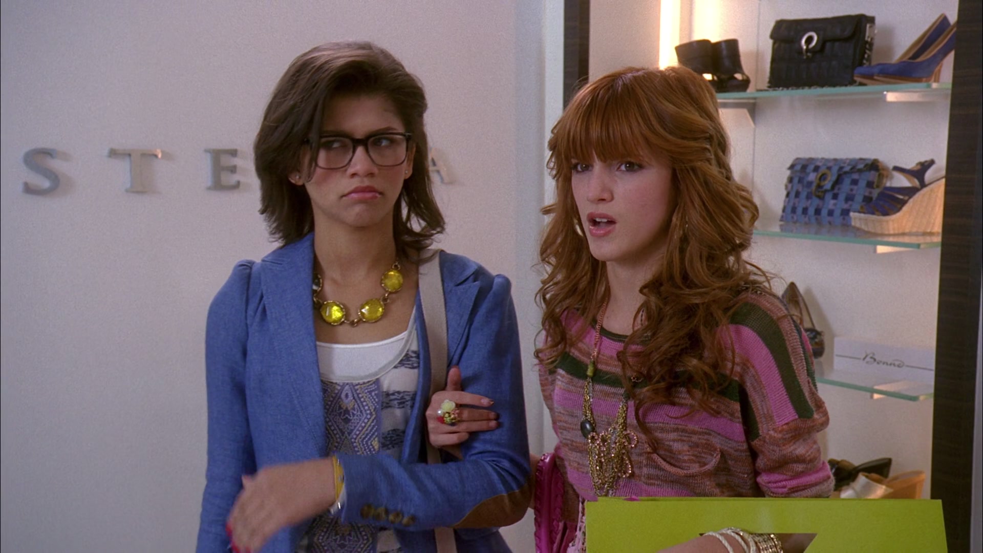Frenemies_2012_1080p_BTD_008707.jpg Frenemies_2012_1080p_BTD_008707.jpg