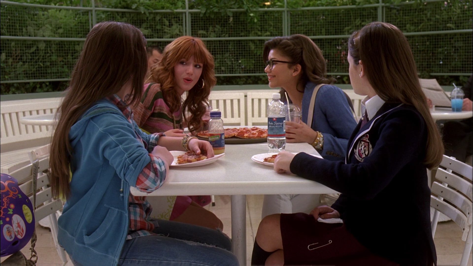 Frenemies_2012_1080p_BTD_009031.jpg Frenemies_2012_1080p_BTD_009031.jpg