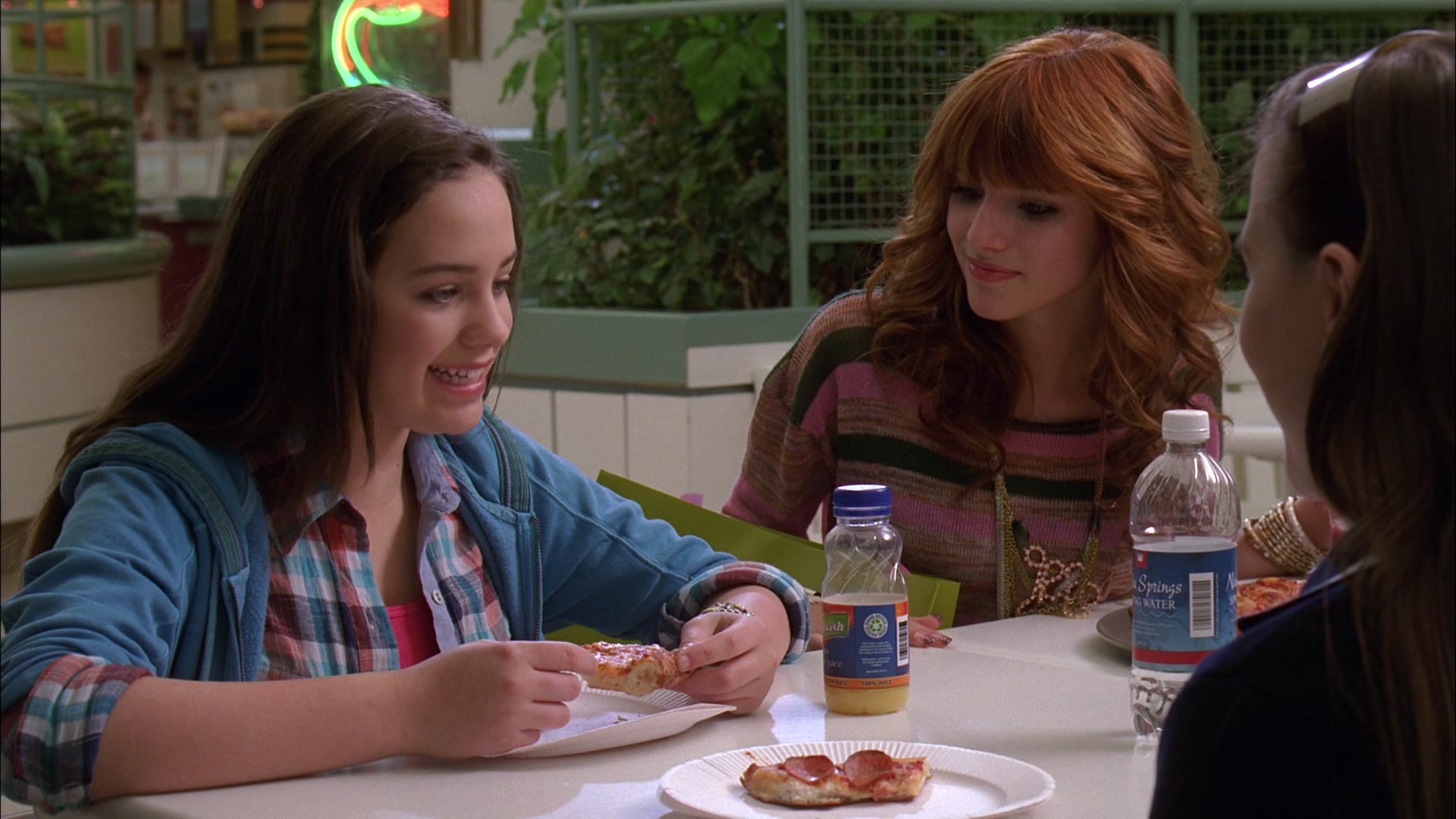 Frenemies_2012_1080p_BTD_009102.jpg Frenemies_2012_1080p_BTD_009102.jpg