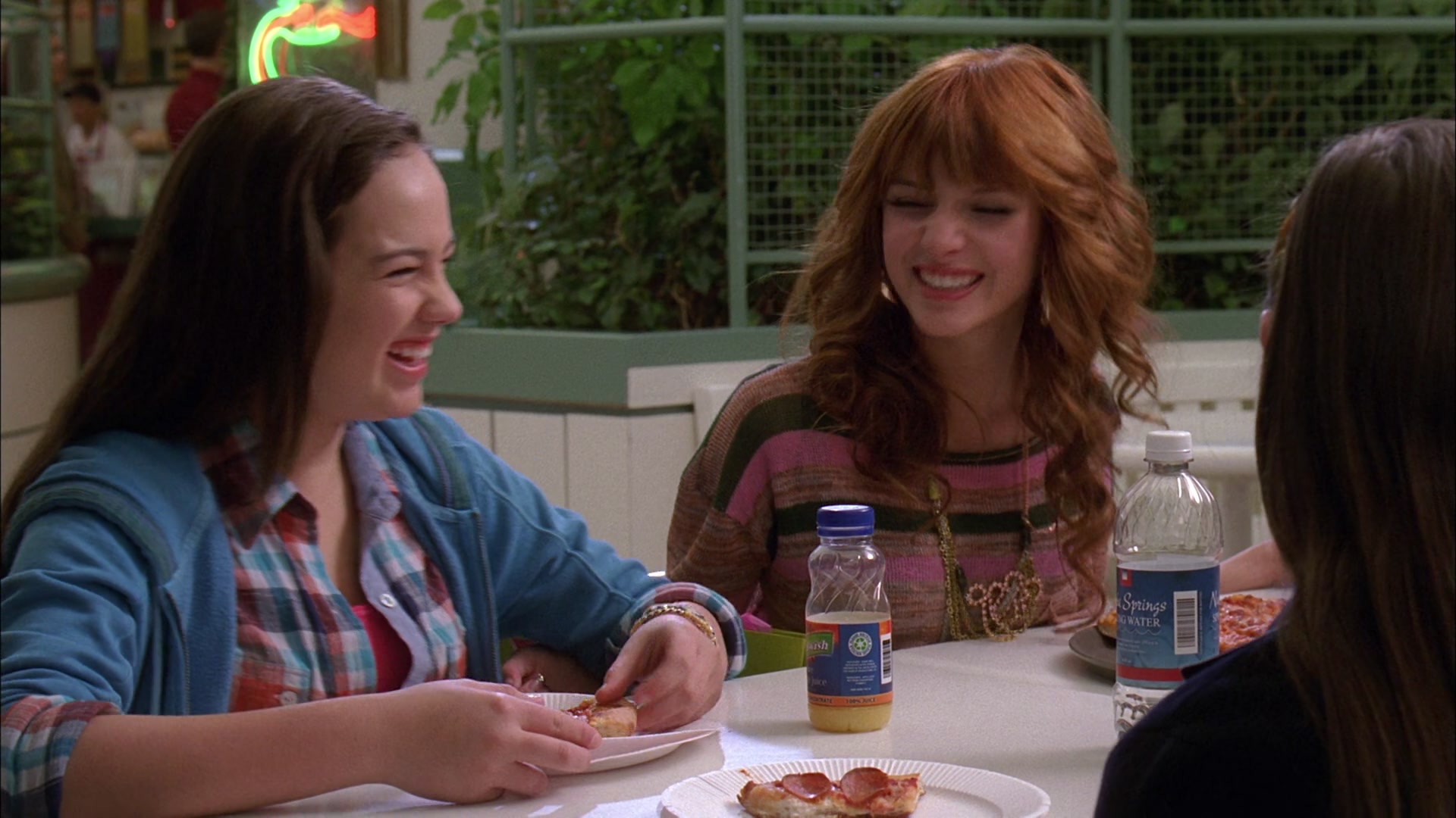 Frenemies_2012_1080p_BTD_009113.jpg Frenemies_2012_1080p_BTD_009113.jpg