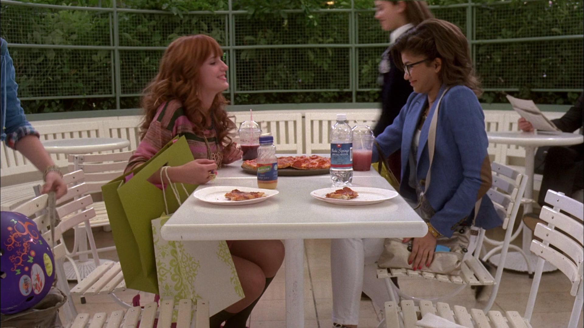 Frenemies_2012_1080p_BTD_009134.jpg Frenemies_2012_1080p_BTD_009134.jpg
