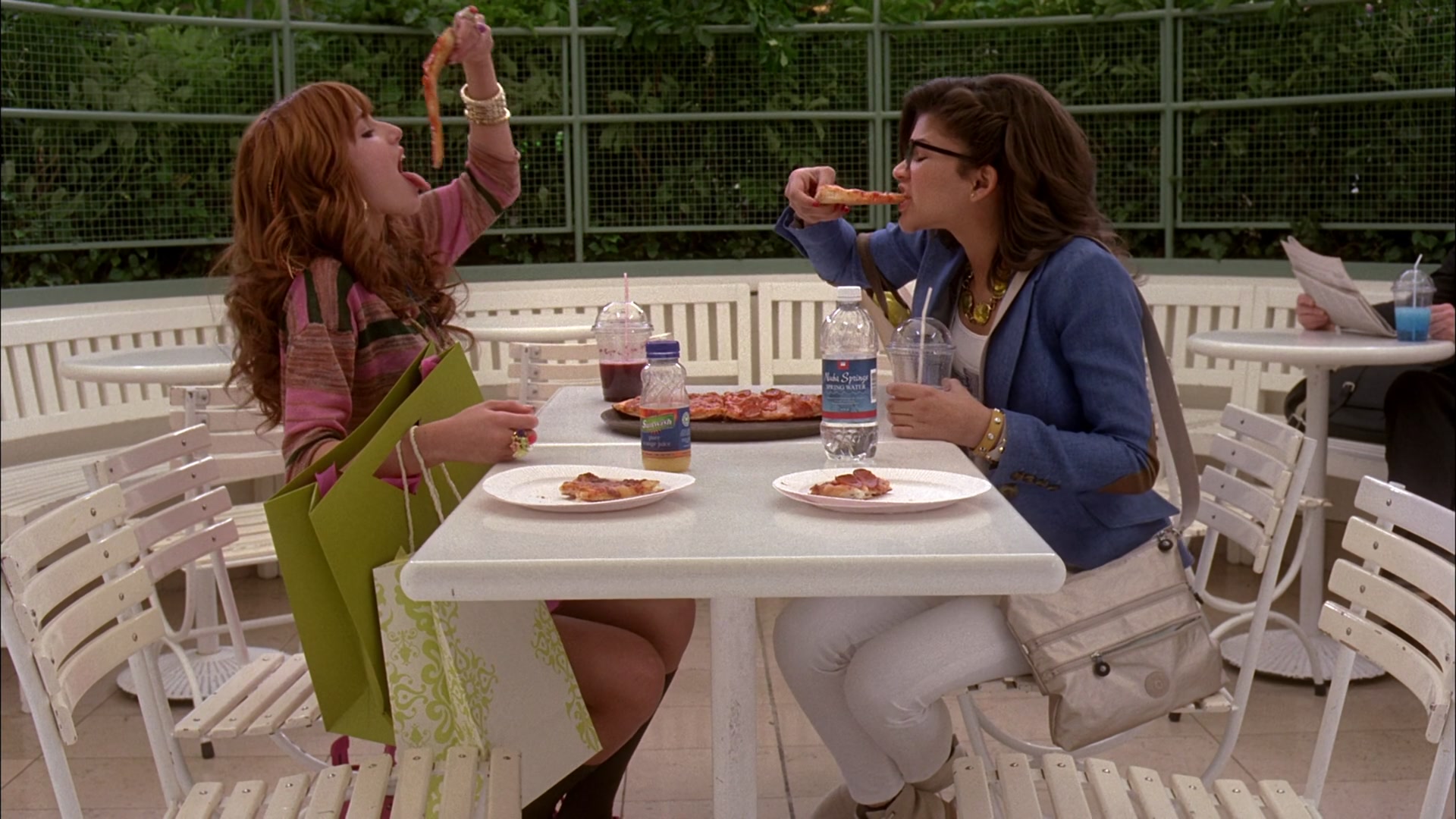 Frenemies_2012_1080p_BTD_009153.jpg Frenemies_2012_1080p_BTD_009153.jpg