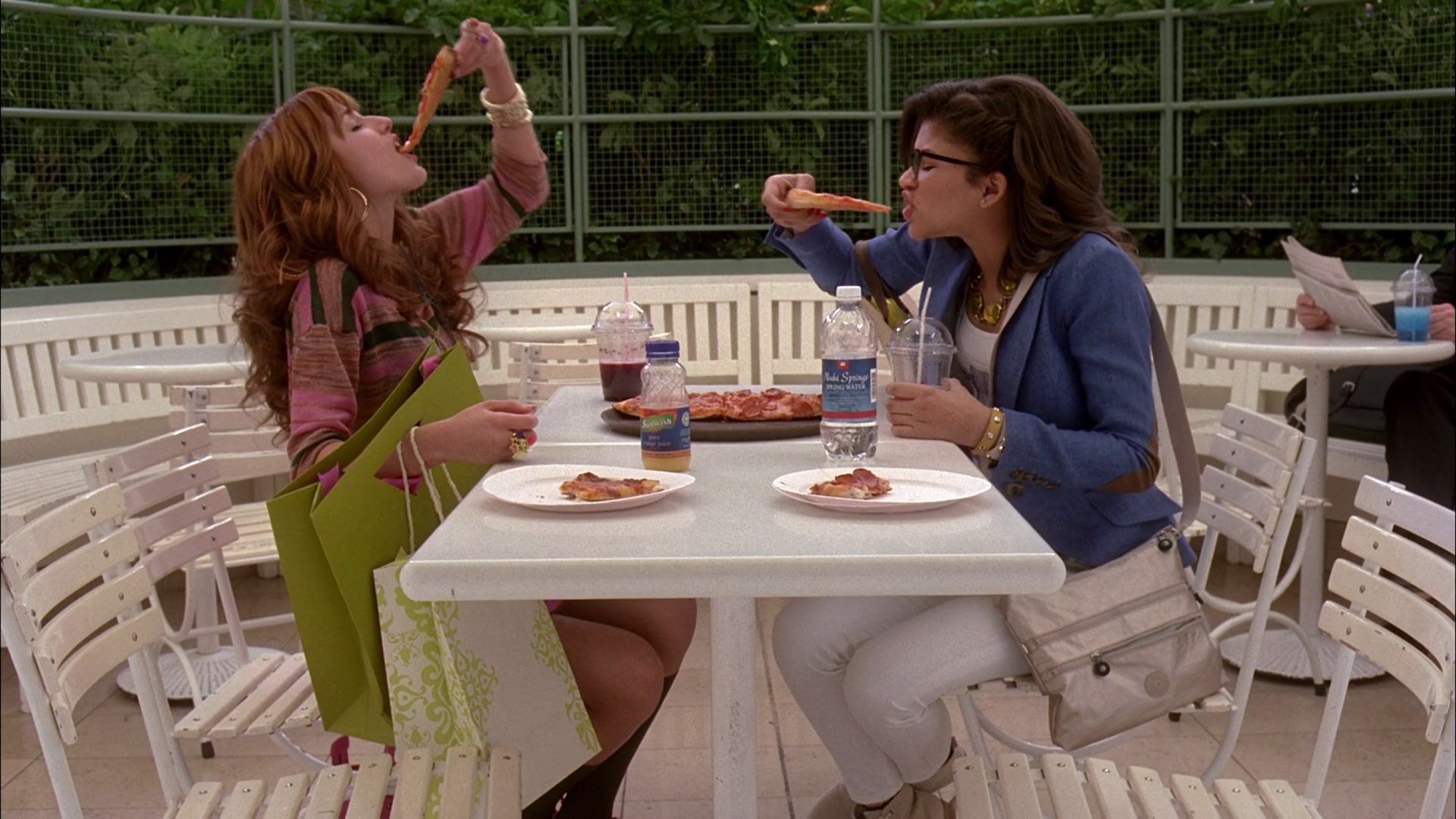 Frenemies_2012_1080p_BTD_009154.jpg