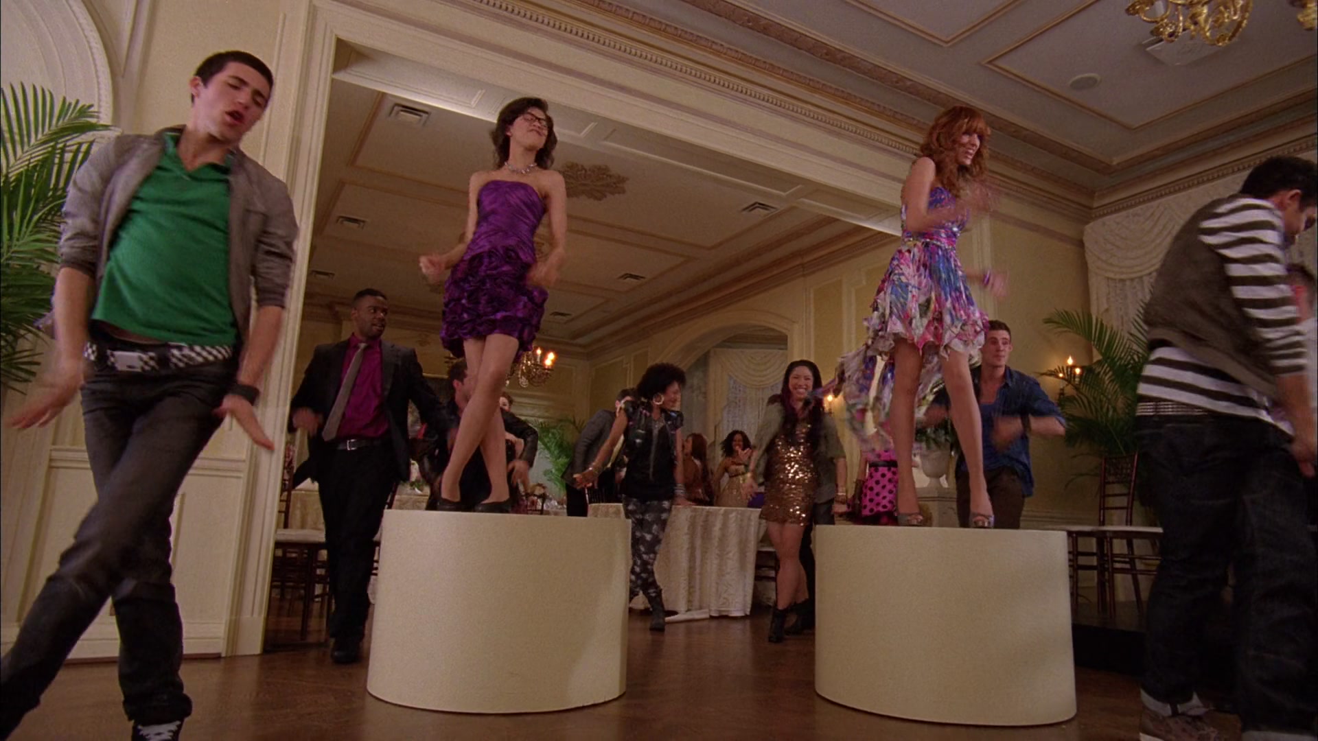 Frenemies_2012_1080p_BTD_011535.jpg Frenemies_2012_1080p_BTD_011535.jpg