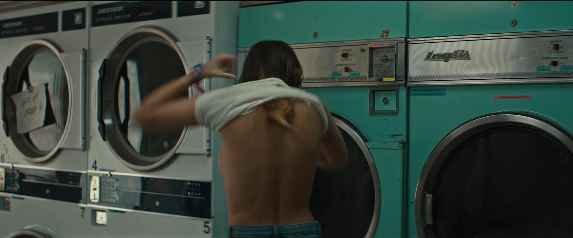 Girl_2020_1080p_BTD_004260.jpg Girl_2020_1080p_BTD_004260.jpg