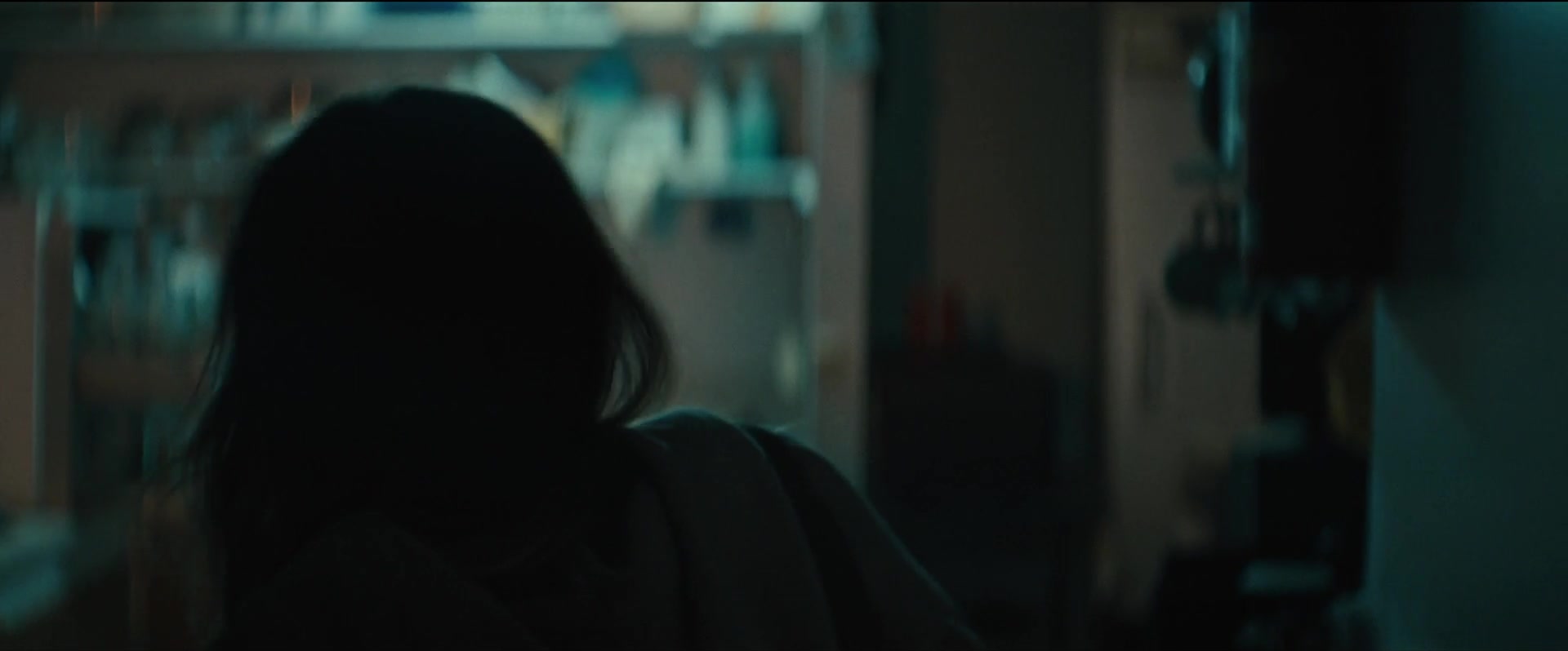 Girl_2020_1080p_BTD_006454.jpg