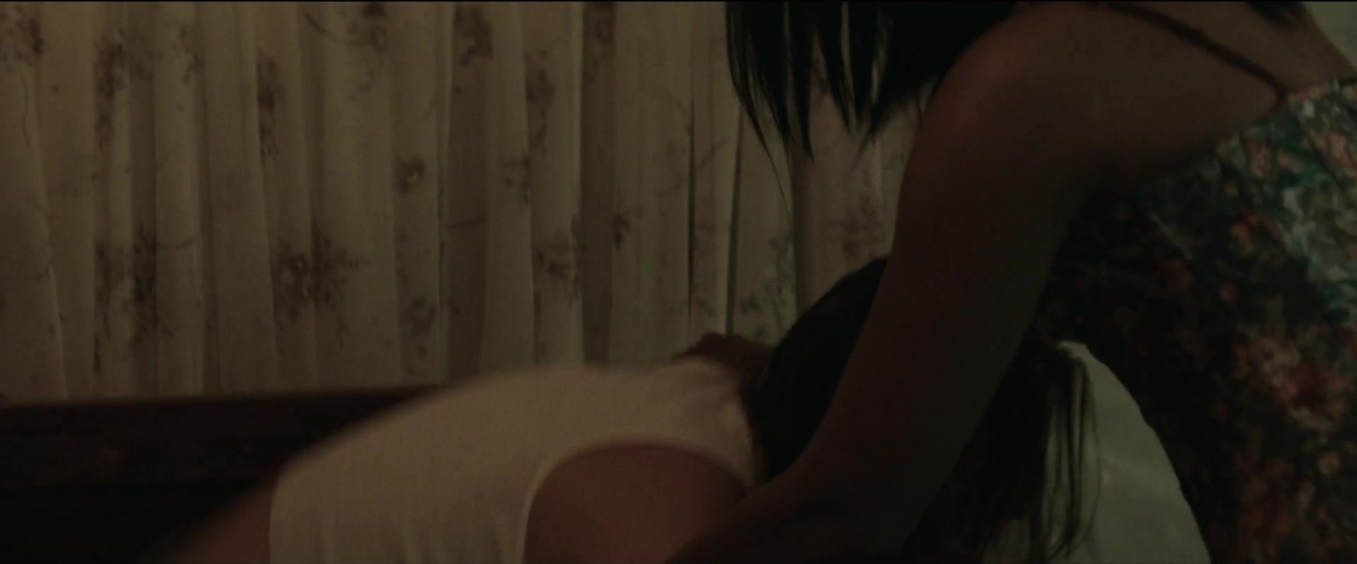 Girl_2020_1080p_BTD_008830.jpg