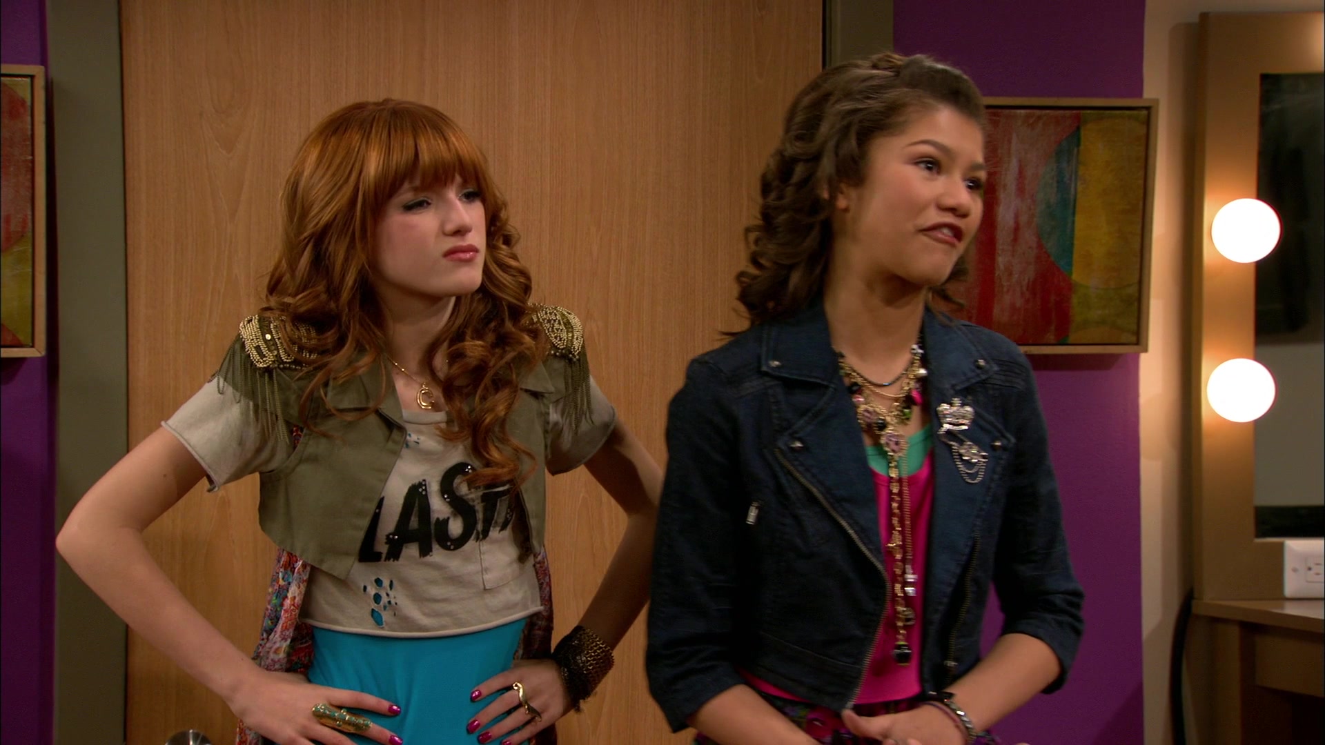 Good_Luck_Charlie_S02E13_1080p_BTD_001356.jpg Good_Luck_Charlie_S02E13_1080p_BTD_001356.jpg