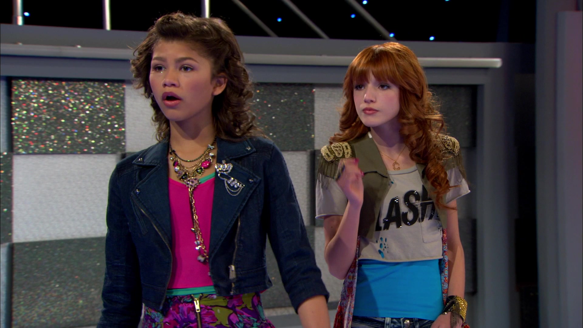 Good_Luck_Charlie_S02E13_1080p_BTD_001544.jpg Good_Luck_Charlie_S02E13_1080p_BTD_001544.jpg