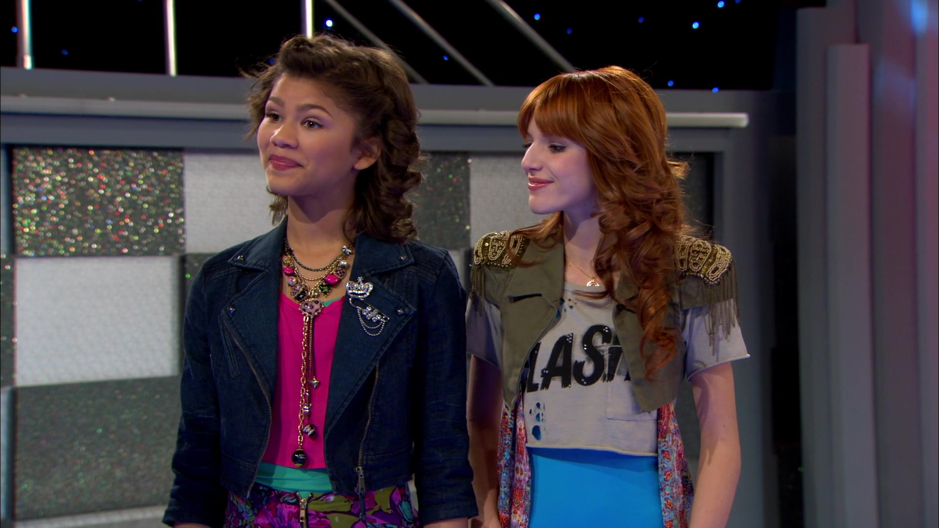 Good_Luck_Charlie_S02E13_1080p_BTD_001571.jpg Good_Luck_Charlie_S02E13_1080p_BTD_001571.jpg