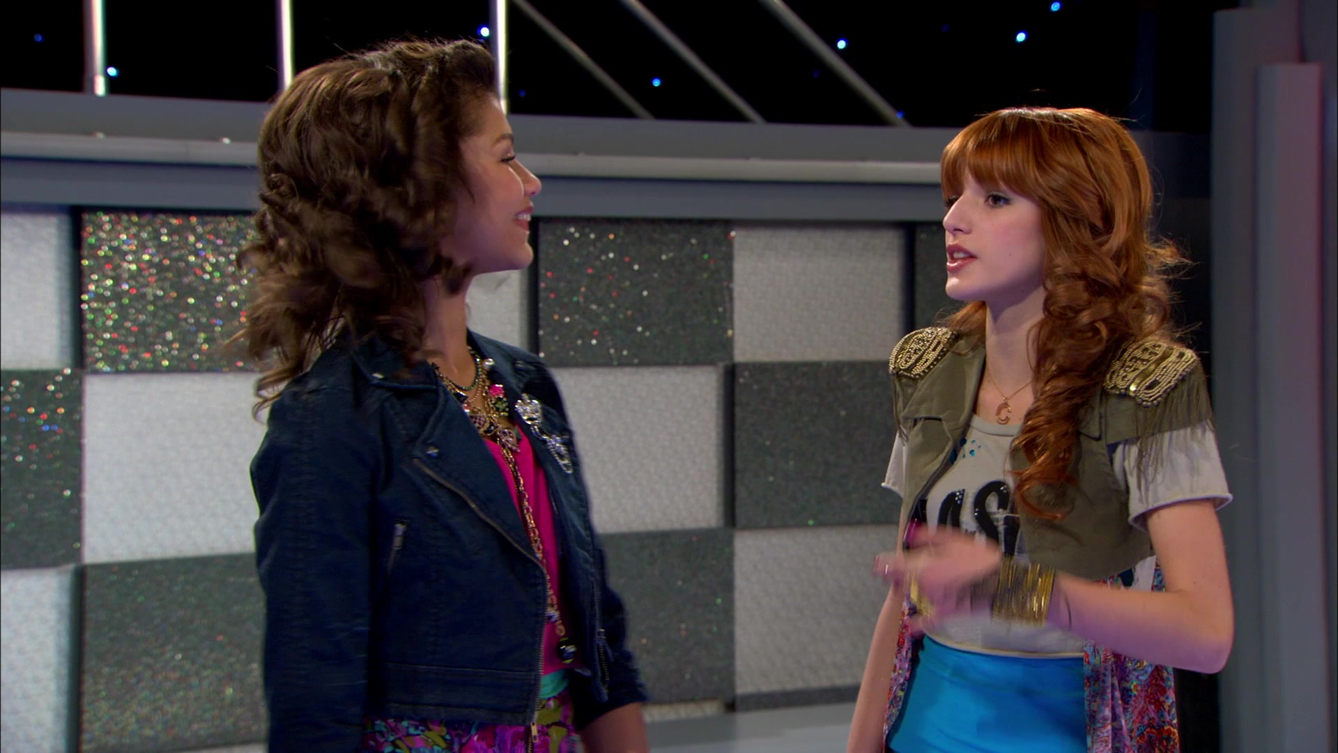 Good_Luck_Charlie_S02E13_1080p_BTD_001616.jpg Good_Luck_Charlie_S02E13_1080p_BTD_001616.jpg