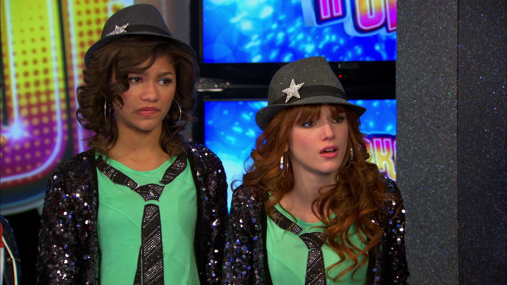 Good_Luck_Charlie_S02E13_1080p_BTD_002401.jpg Good_Luck_Charlie_S02E13_1080p_BTD_002401.jpg