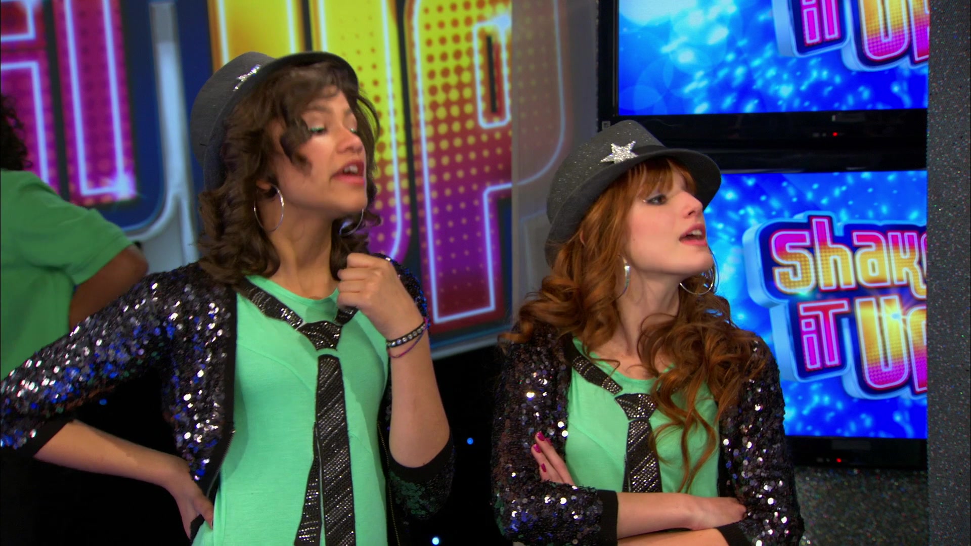 Good_Luck_Charlie_S02E13_1080p_BTD_002427.jpg
