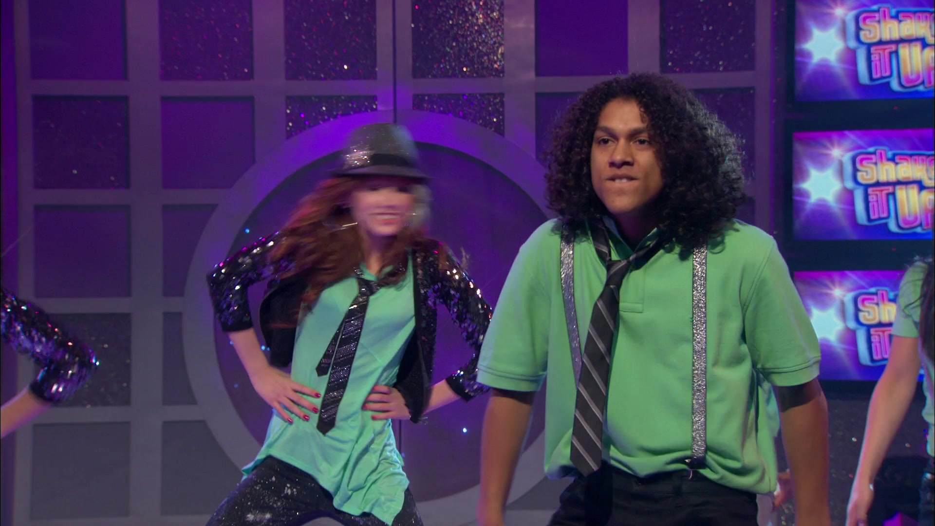 Good_Luck_Charlie_S02E13_1080p_BTD_002860.jpg Good_Luck_Charlie_S02E13_1080p_BTD_002860.jpg