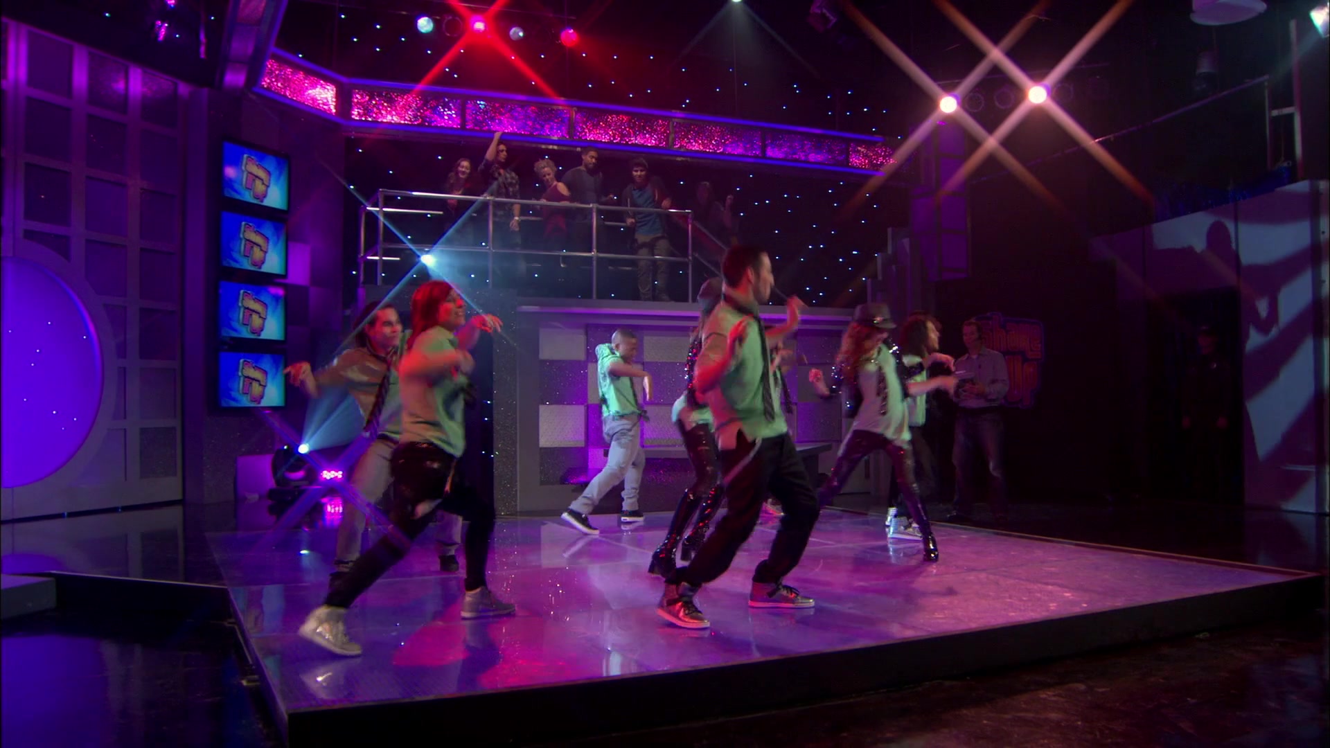 Good_Luck_Charlie_S02E13_1080p_BTD_002882.jpg Good_Luck_Charlie_S02E13_1080p_BTD_002882.jpg