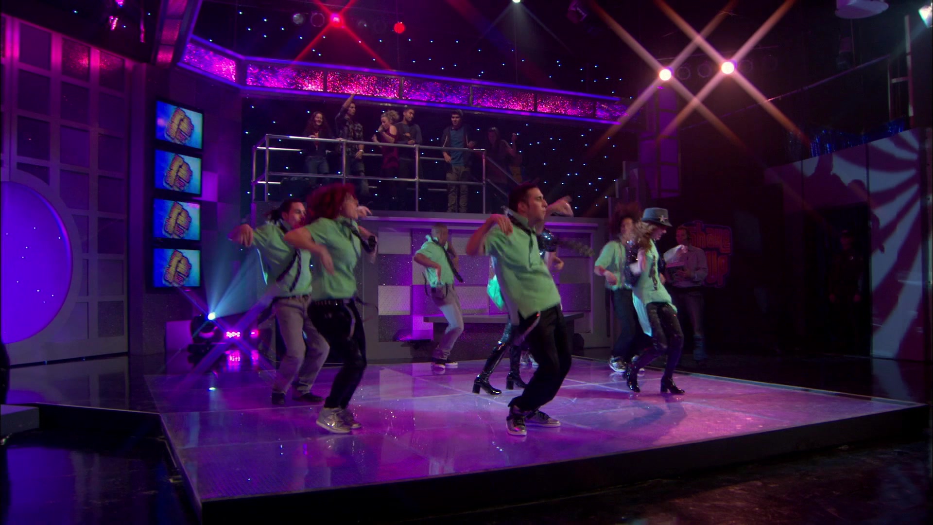 Good_Luck_Charlie_S02E13_1080p_BTD_002883.jpg