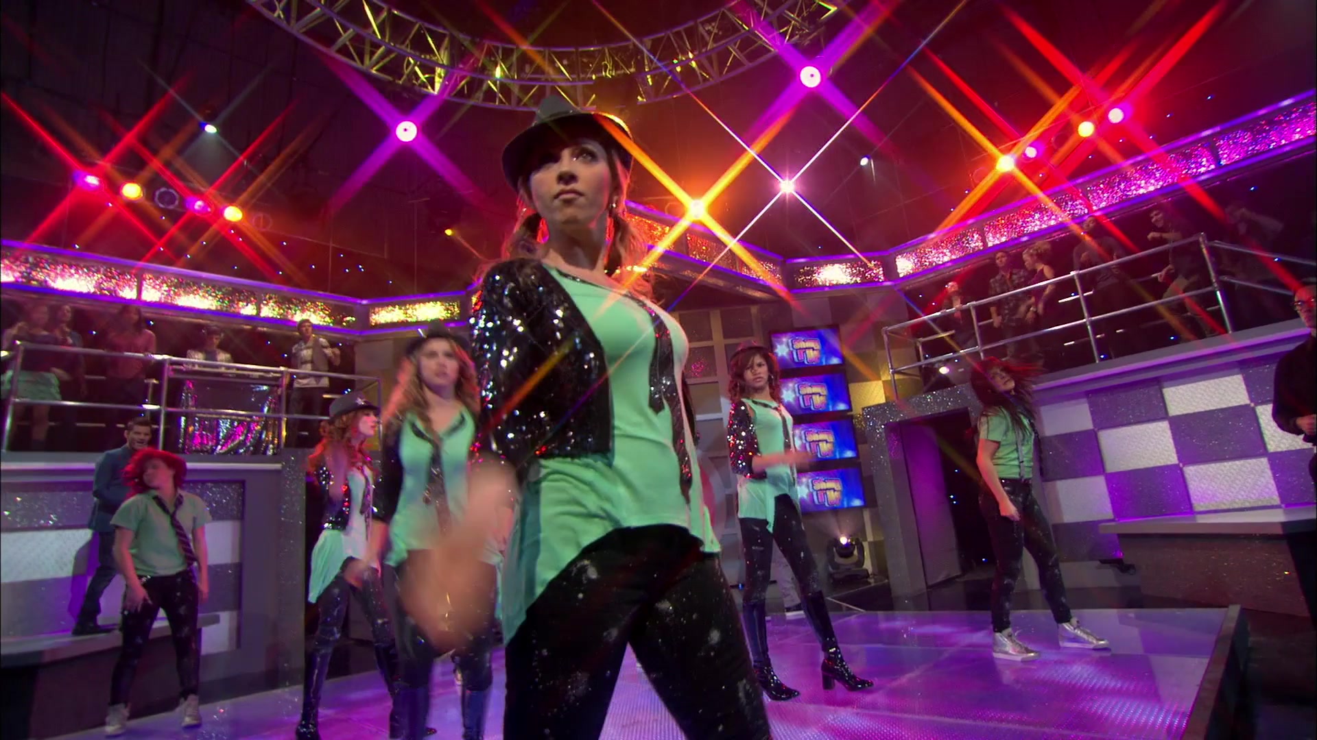 Good_Luck_Charlie_S02E13_1080p_BTD_002948.jpg Good_Luck_Charlie_S02E13_1080p_BTD_002948.jpg