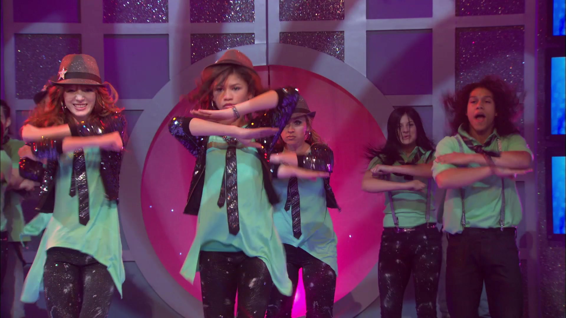 Good_Luck_Charlie_S02E13_1080p_BTD_002972.jpg