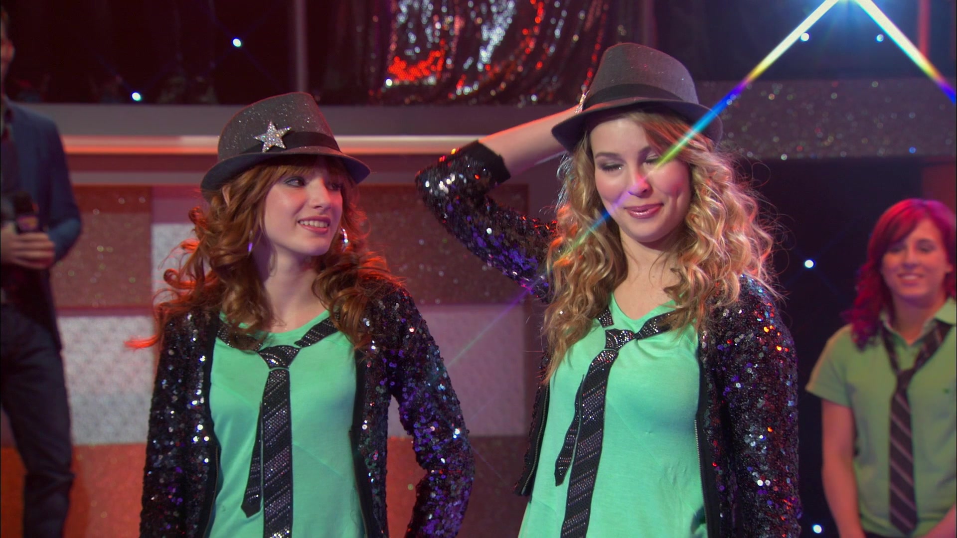 Good_Luck_Charlie_S02E13_1080p_BTD_003035.jpg Good_Luck_Charlie_S02E13_1080p_BTD_003035.jpg