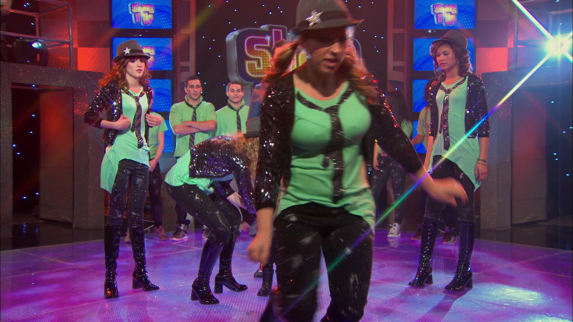 Good_Luck_Charlie_S02E13_1080p_BTD_003097.jpg